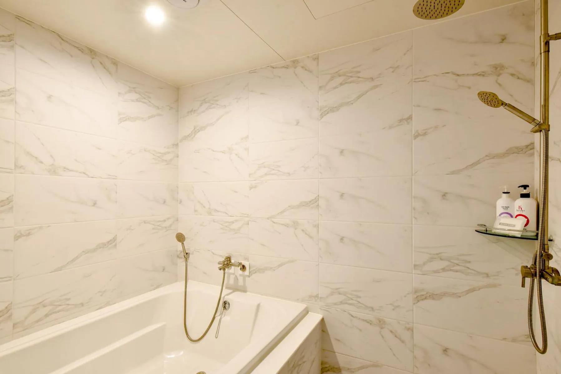 Blanc Business Hotel