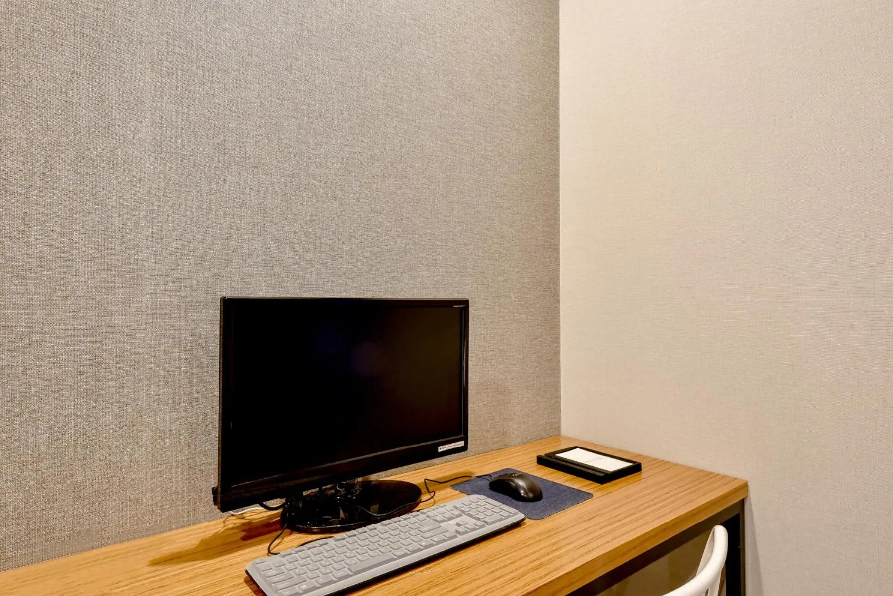 Blanc Business Hotel