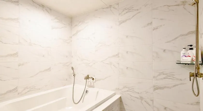 Blanc Business Hotel