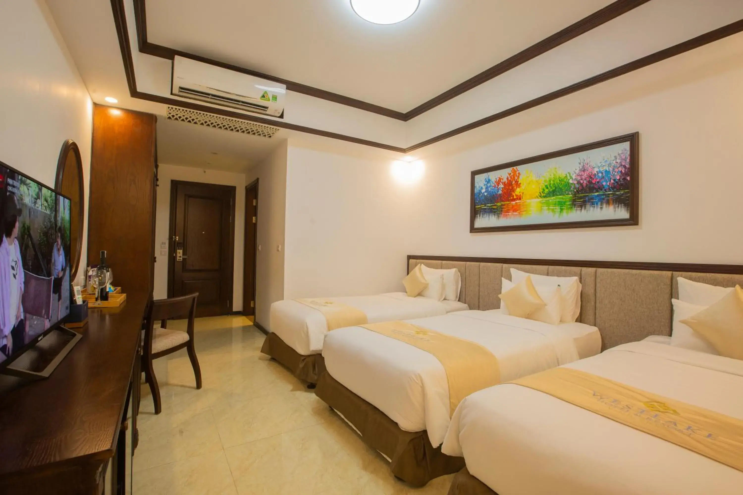 Deluxe Triple Room in Westlake Hotel & Resort Vinh Phuc Deluxe Triple Room in Westlake Hotel & Resort Vinh Phuc