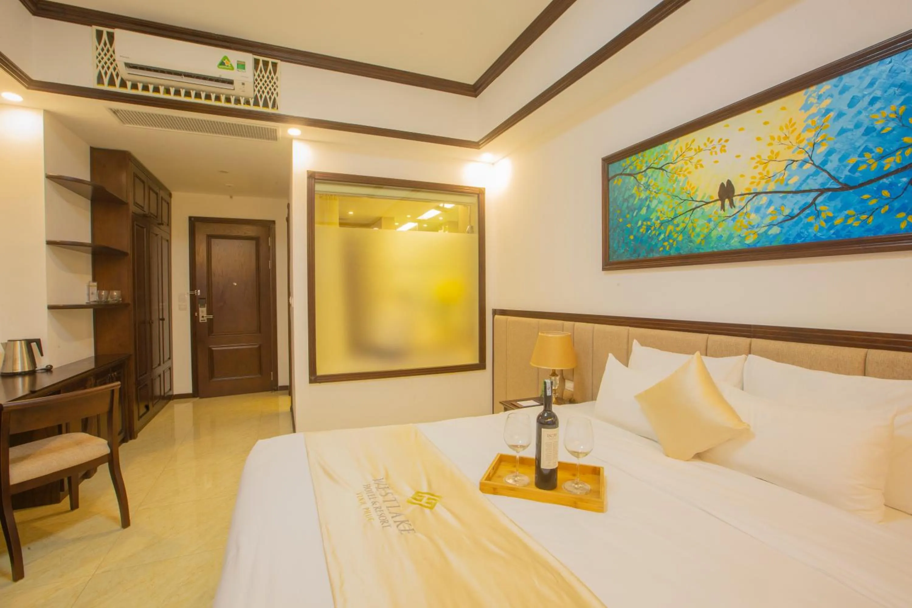 Bed in Westlake Hotel & Resort Vinh Phuc