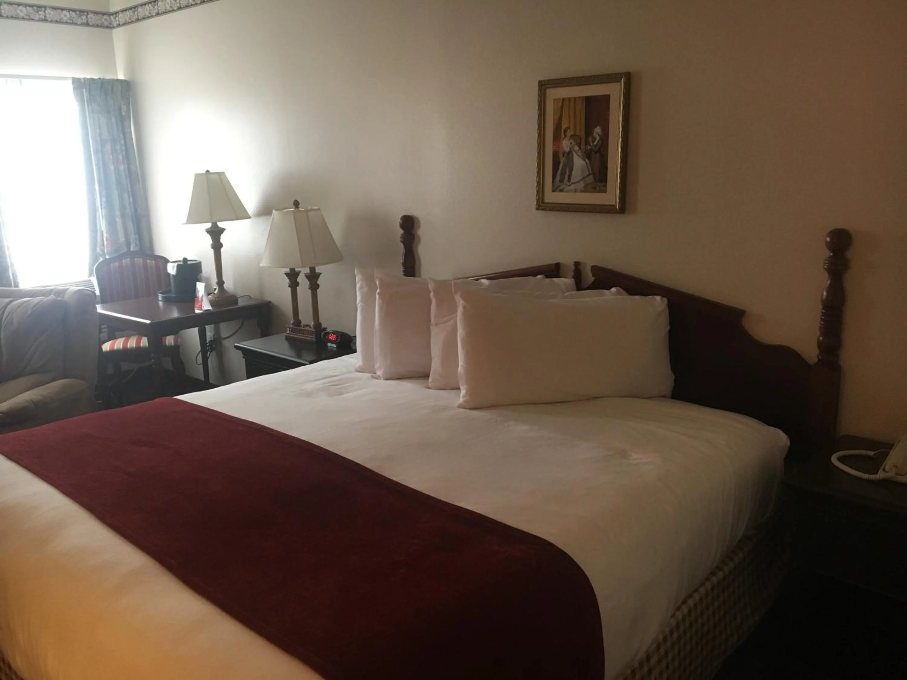 Bed in Hotel Grand Victorian