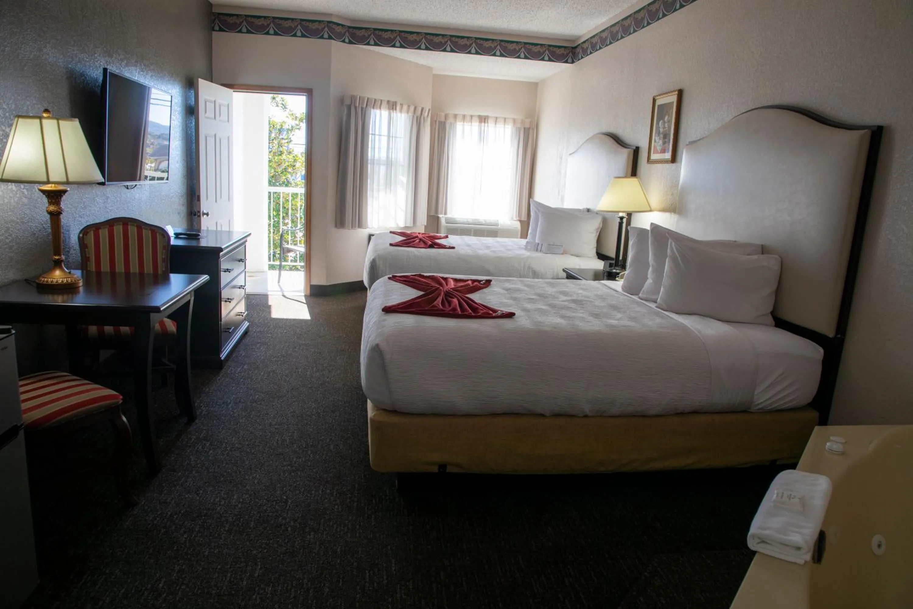 Bed in Hotel Grand Victorian