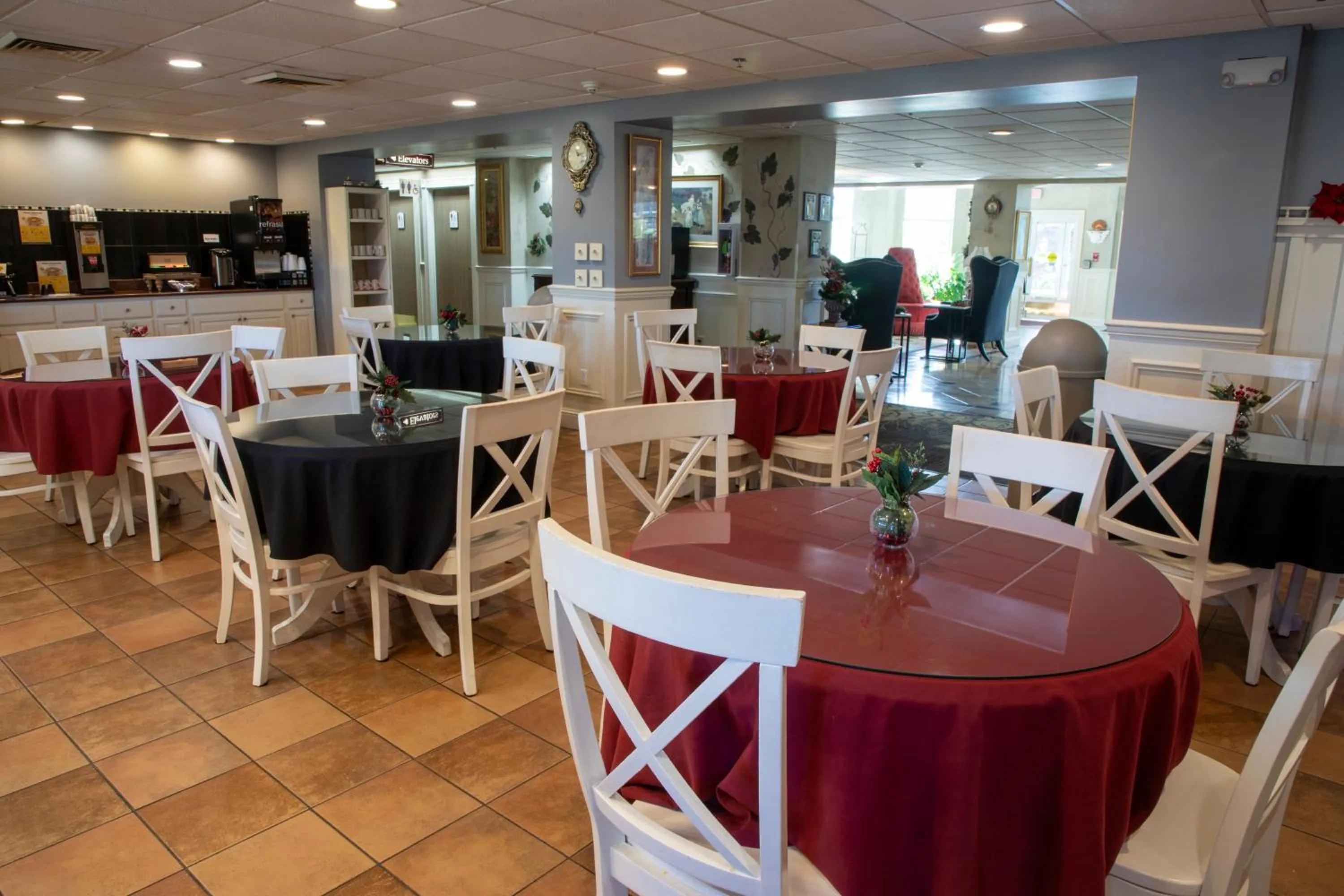 Breakfast in Hotel Grand Victorian