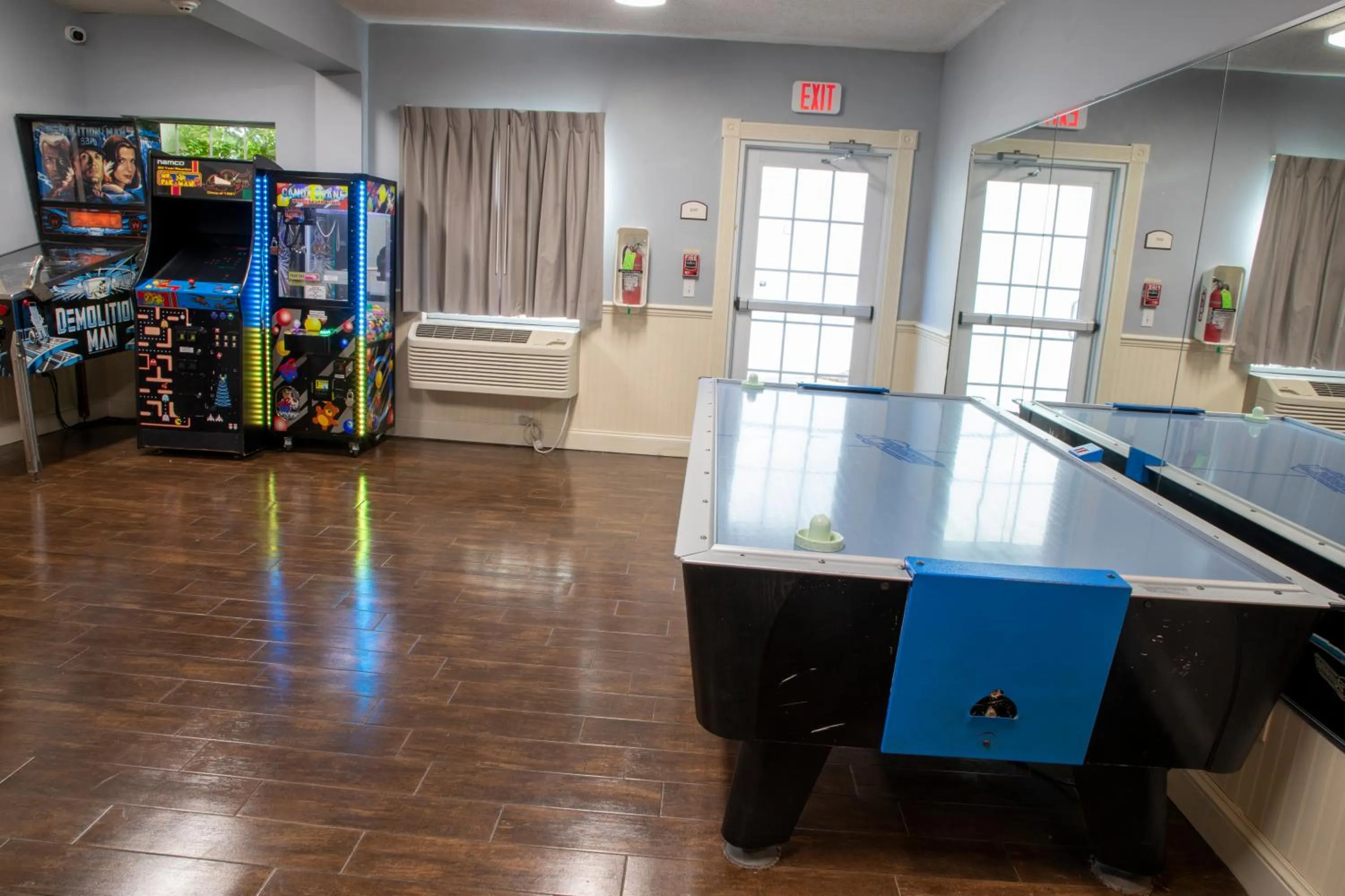 Game Room in Hotel Grand Victorian