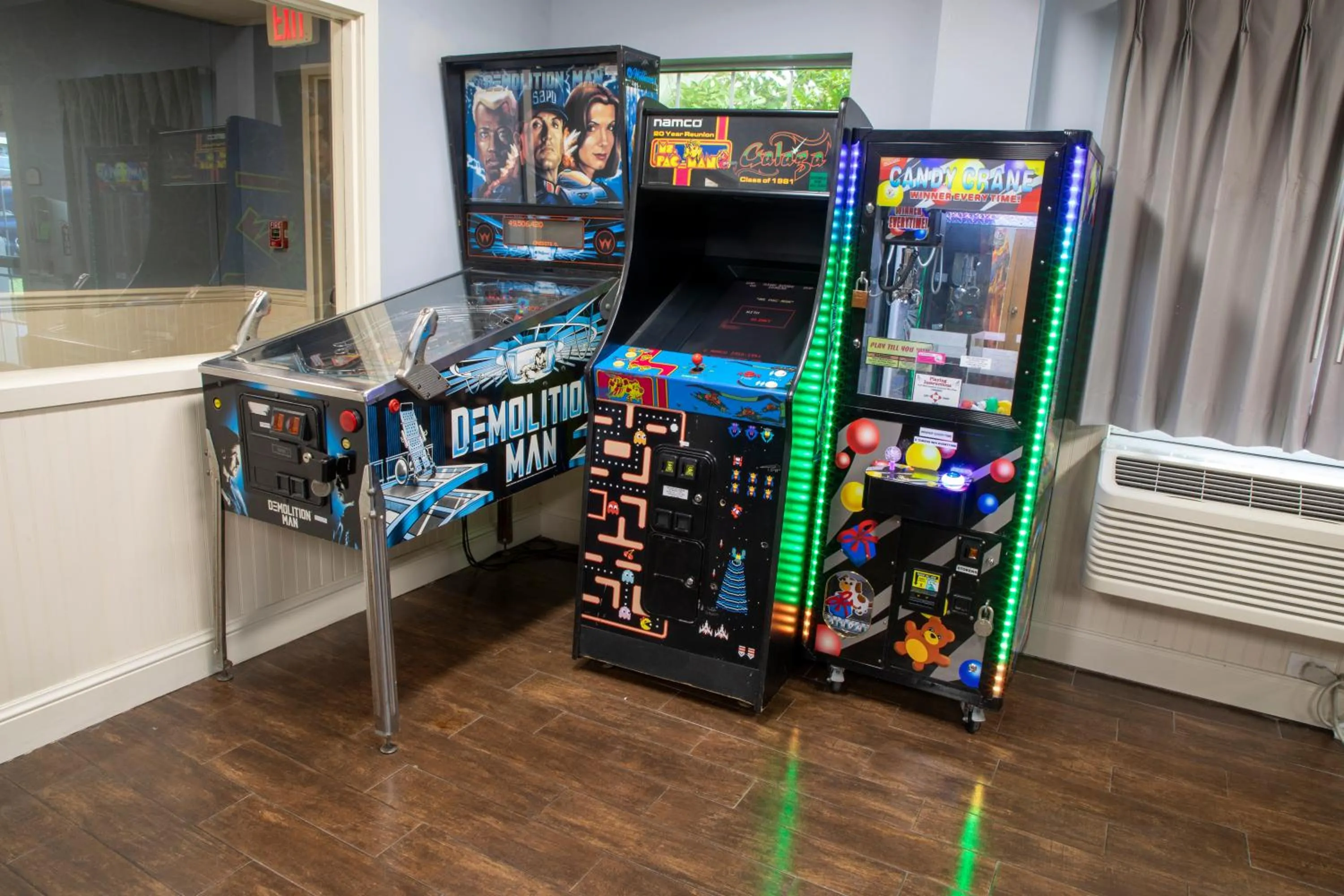 Game Room in Hotel Grand Victorian