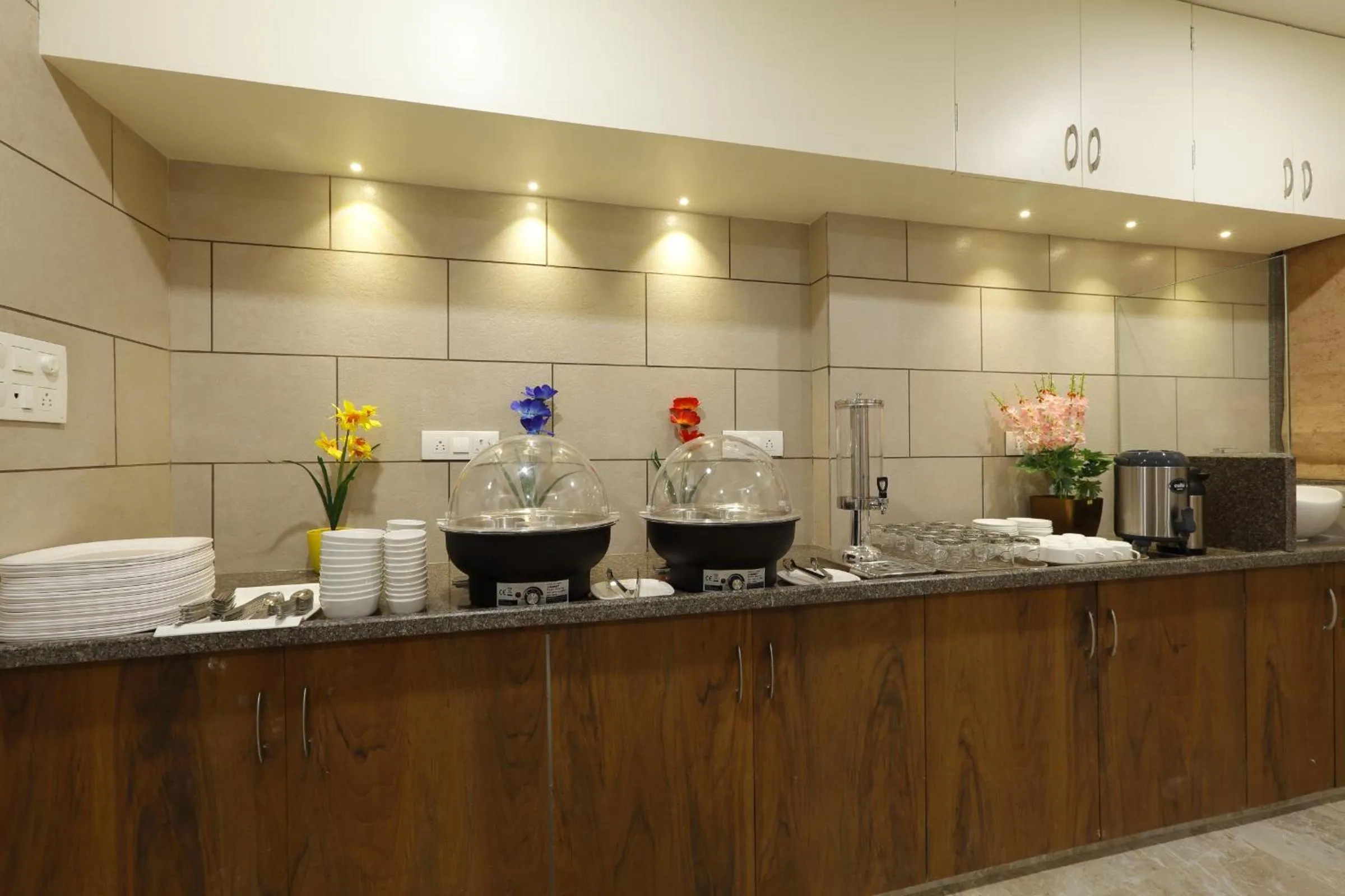 Breakfast in Hotel Alka Inn