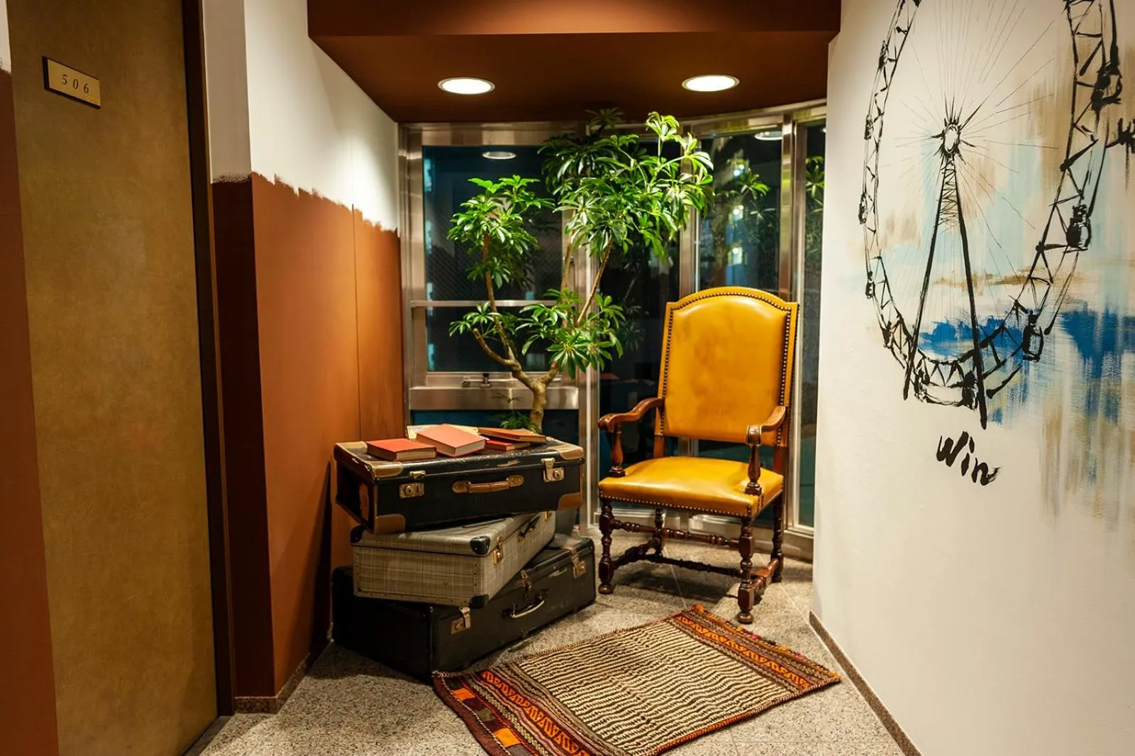 Decorative detail in Hotel Toms