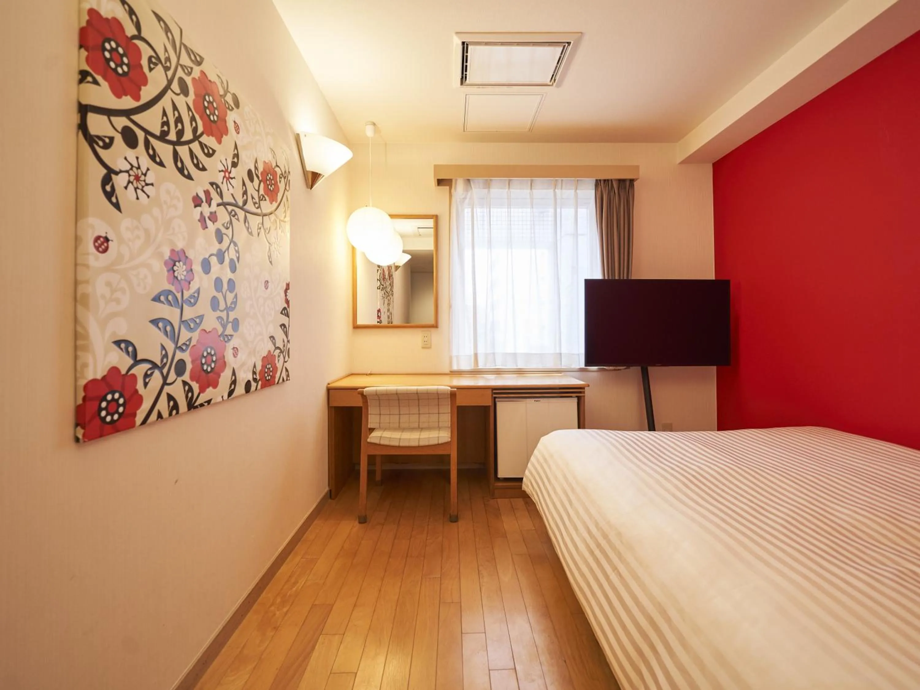 Photo of the whole room, Bed in Hotel Toms