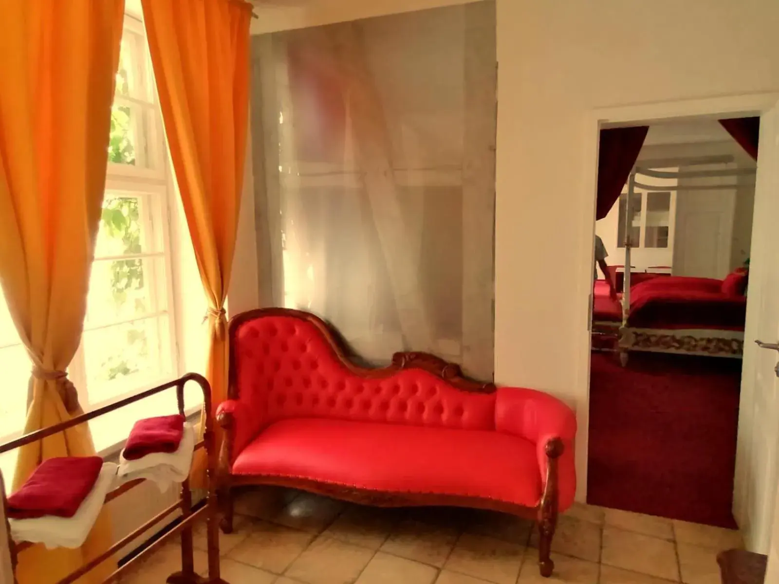 Suite in Hotel Denkmal 13 Rostock - Kaufmannshaus Krahnstöver Suite in Hotel Denkmal 13 Rostock - Kaufmannshaus Krahnstöver