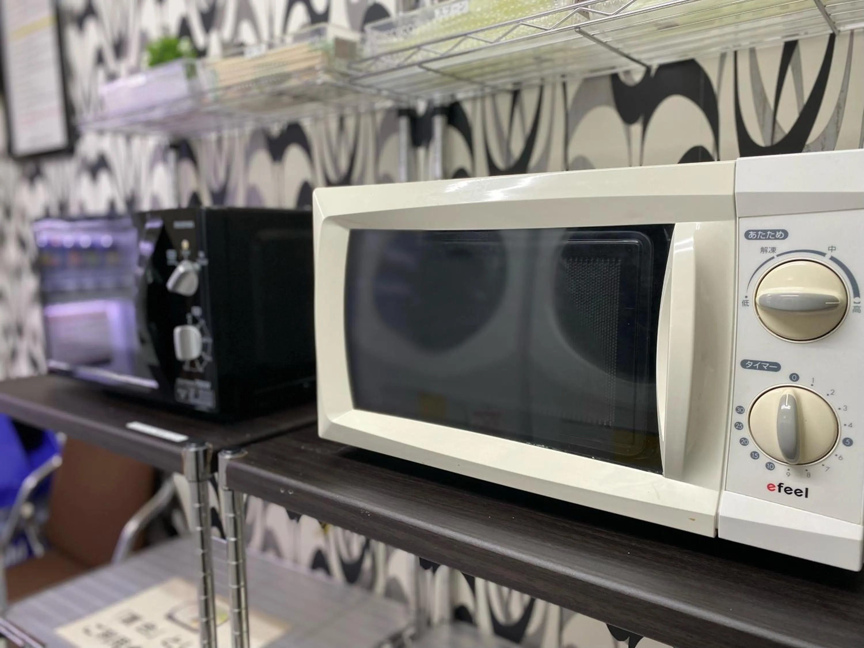 microwave in APA Hotel Isehara-Ekimae