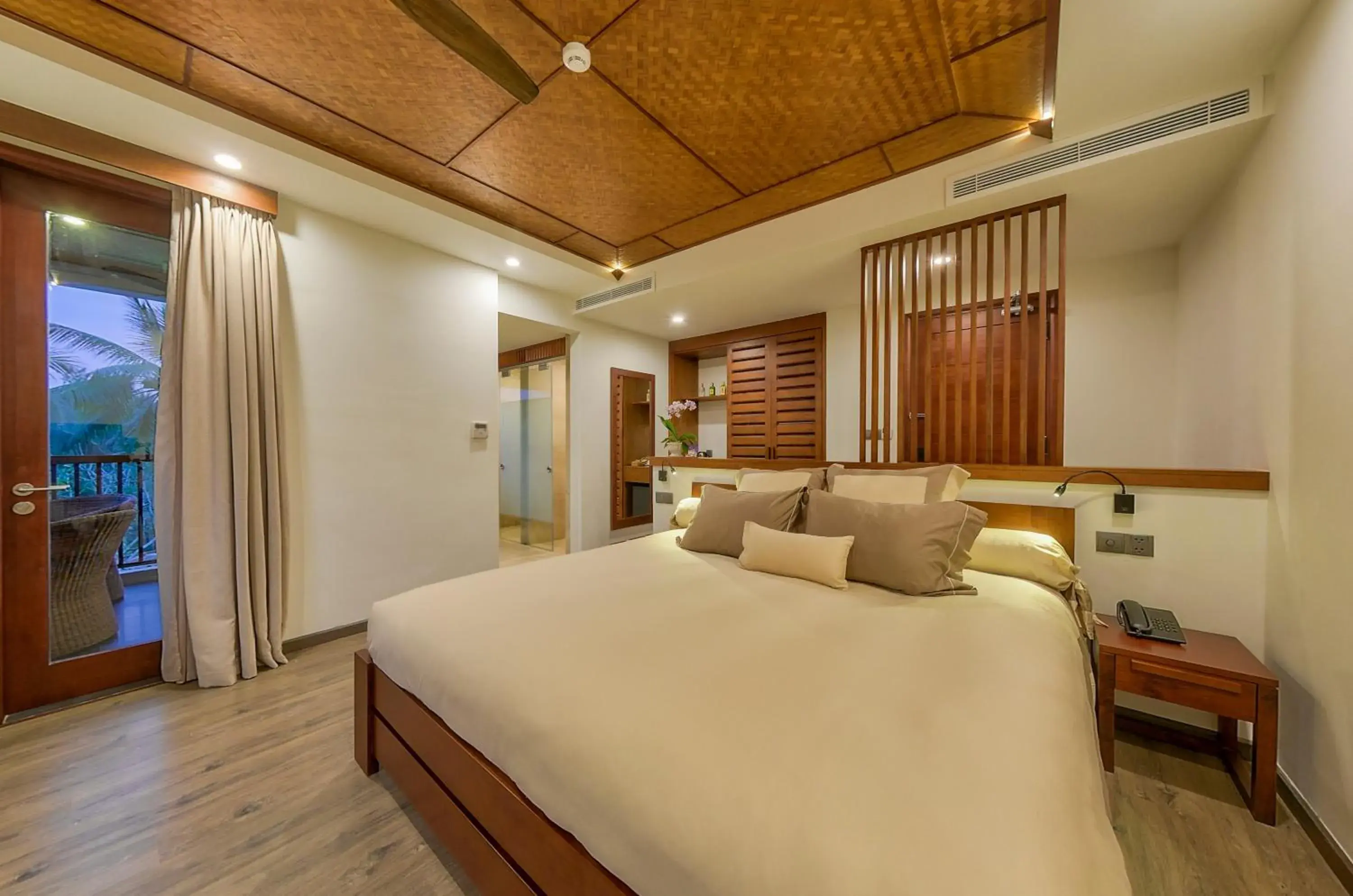 Grand Deluxe Double or Twin Room in Hoi An Eco Lodge & Spa Grand Deluxe Double or Twin Room in Hoi An Eco Lodge & Spa