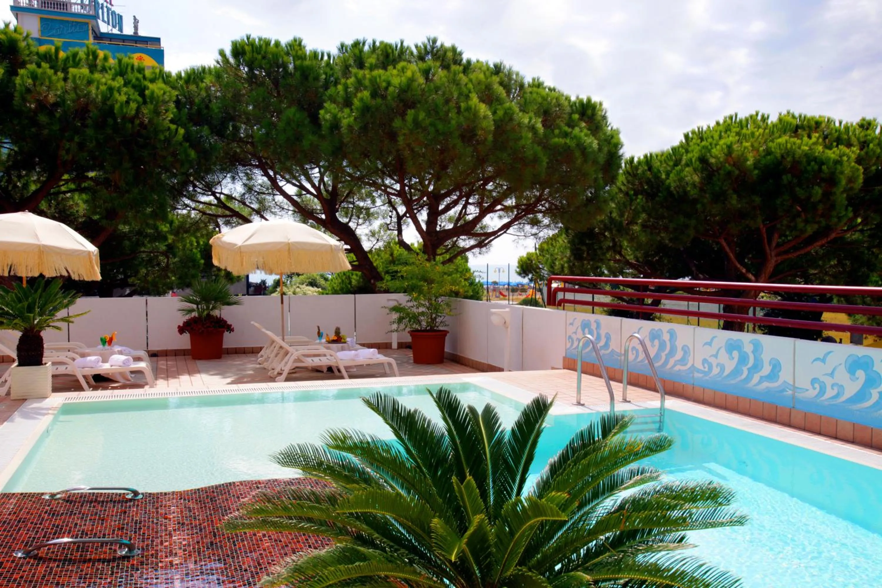 Swimming pool in Hotel Coppe Jesolo