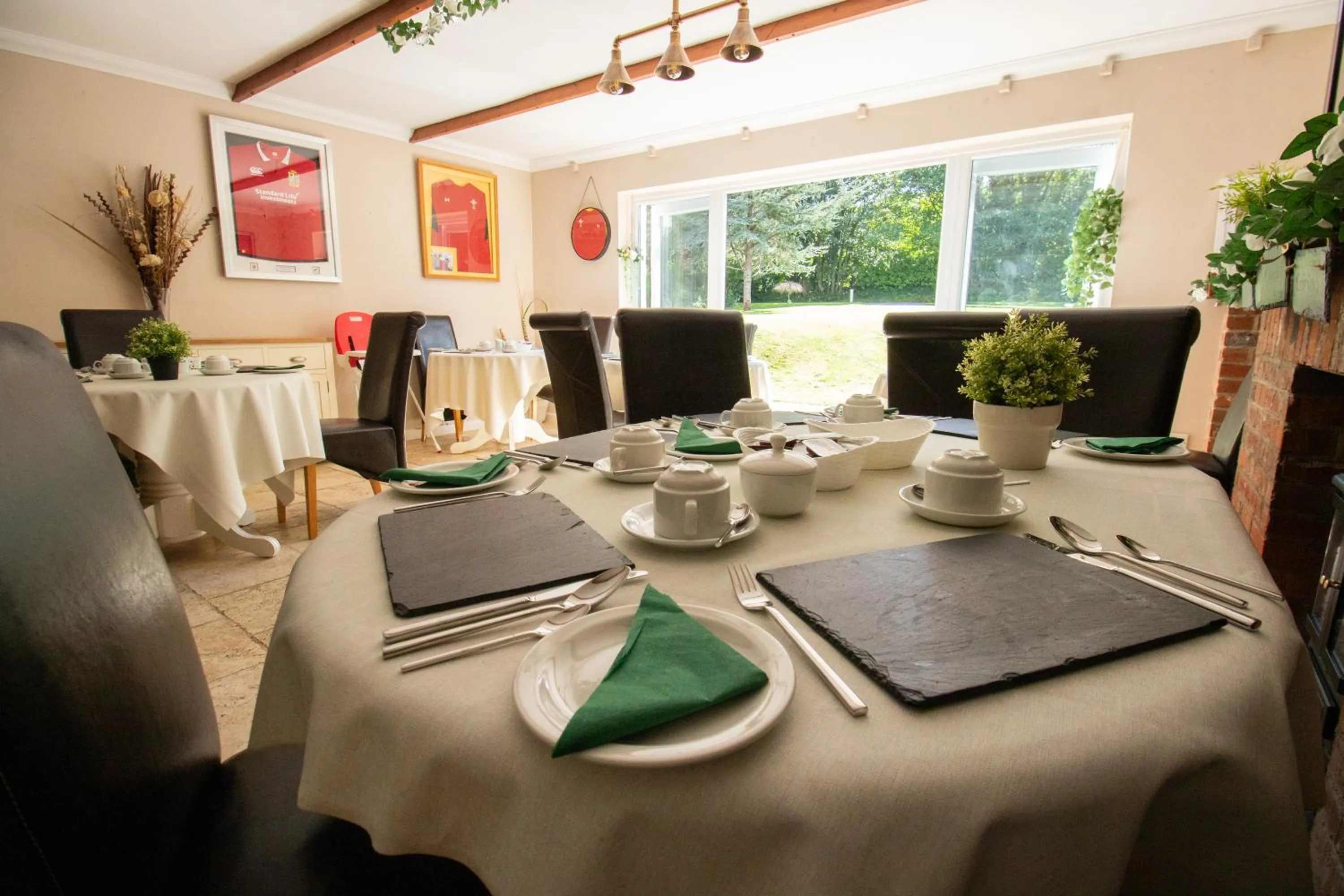 Breakfast in Lovesgrove Country Guest House