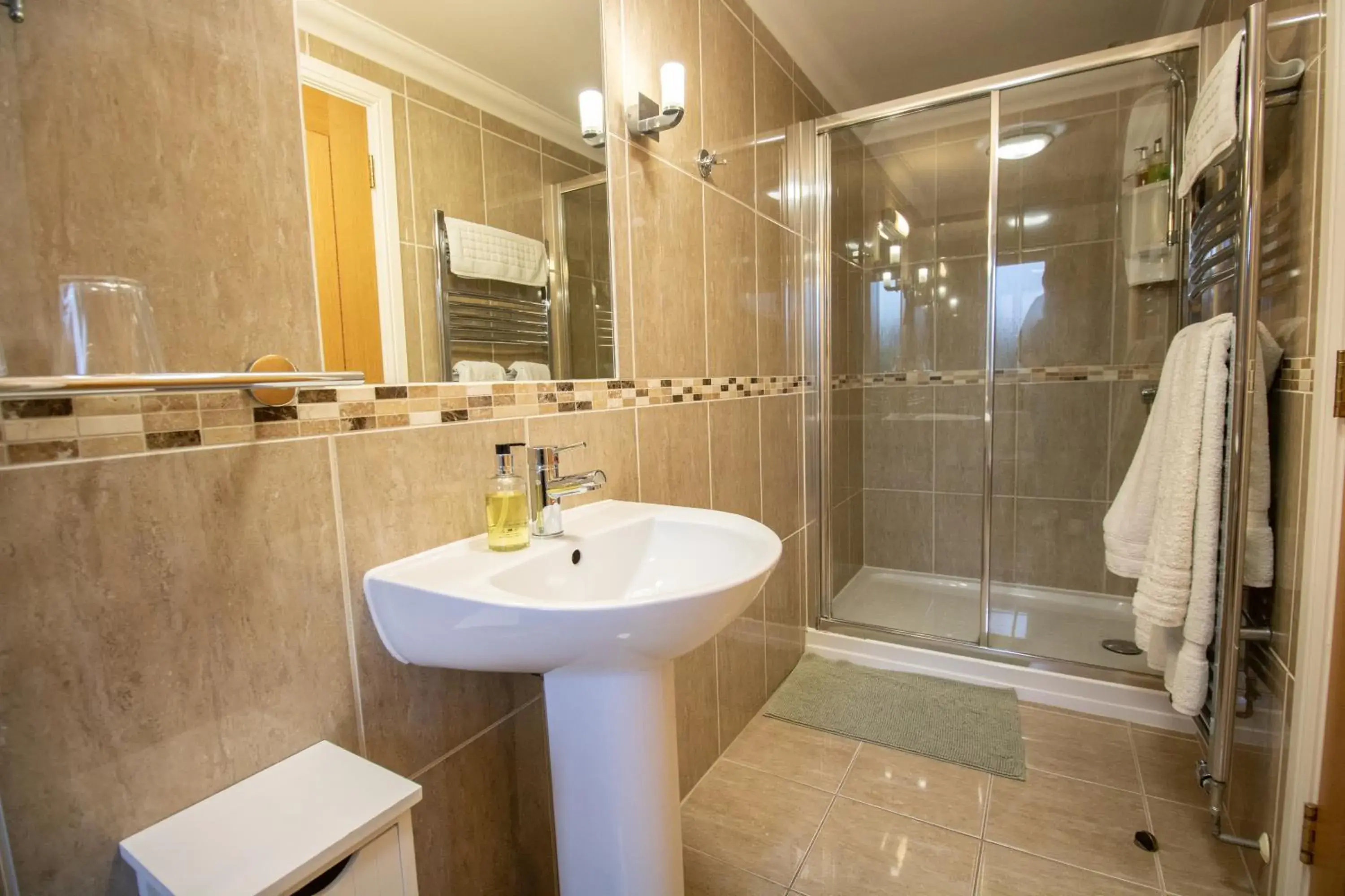 Superior Double or Twin Room - single occupancy in Lovesgrove Country Guest House Superior Double or Twin Room - single occupancy in Lovesgrove Country Guest House