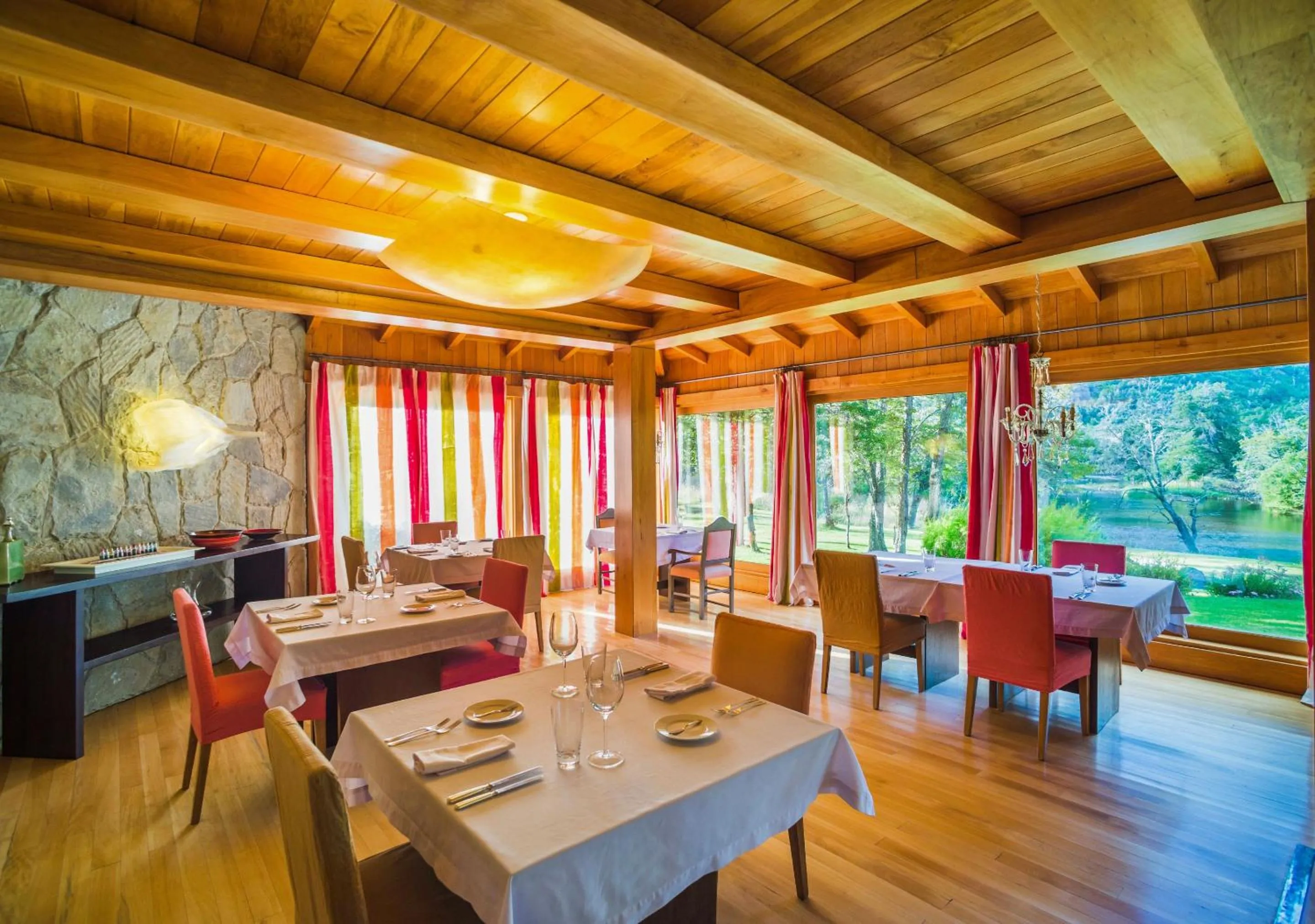 Restaurant/places to eat in Rio Hermoso Hotel De Montaña