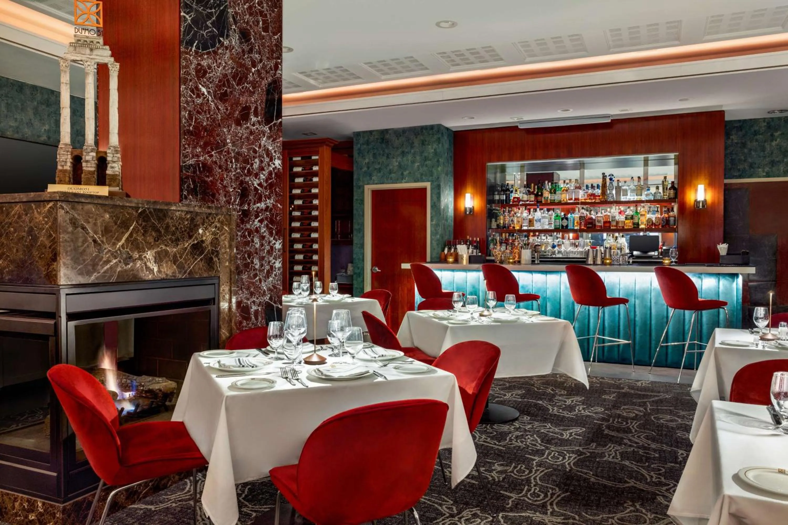 Lounge or bar in DoubleTree by Hilton New York Midtown Fifth Ave