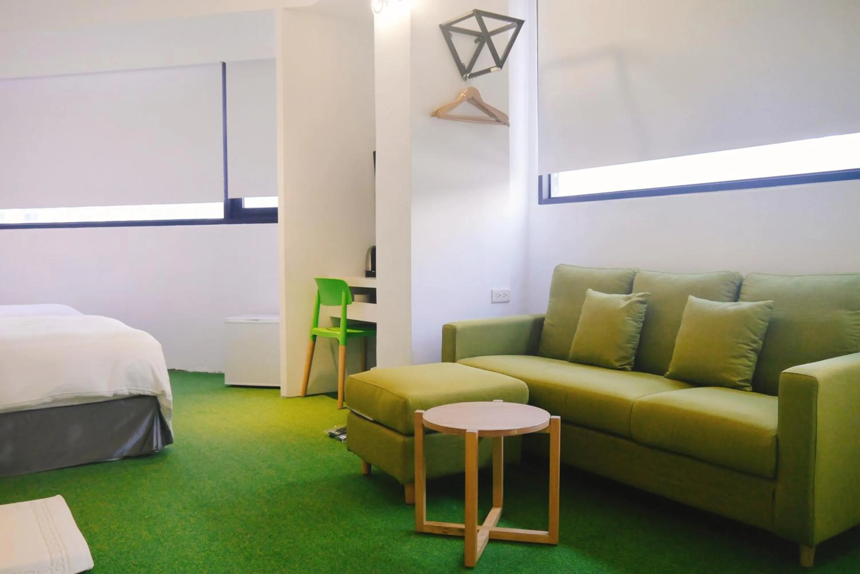 Bed in Time Flyer Hotel