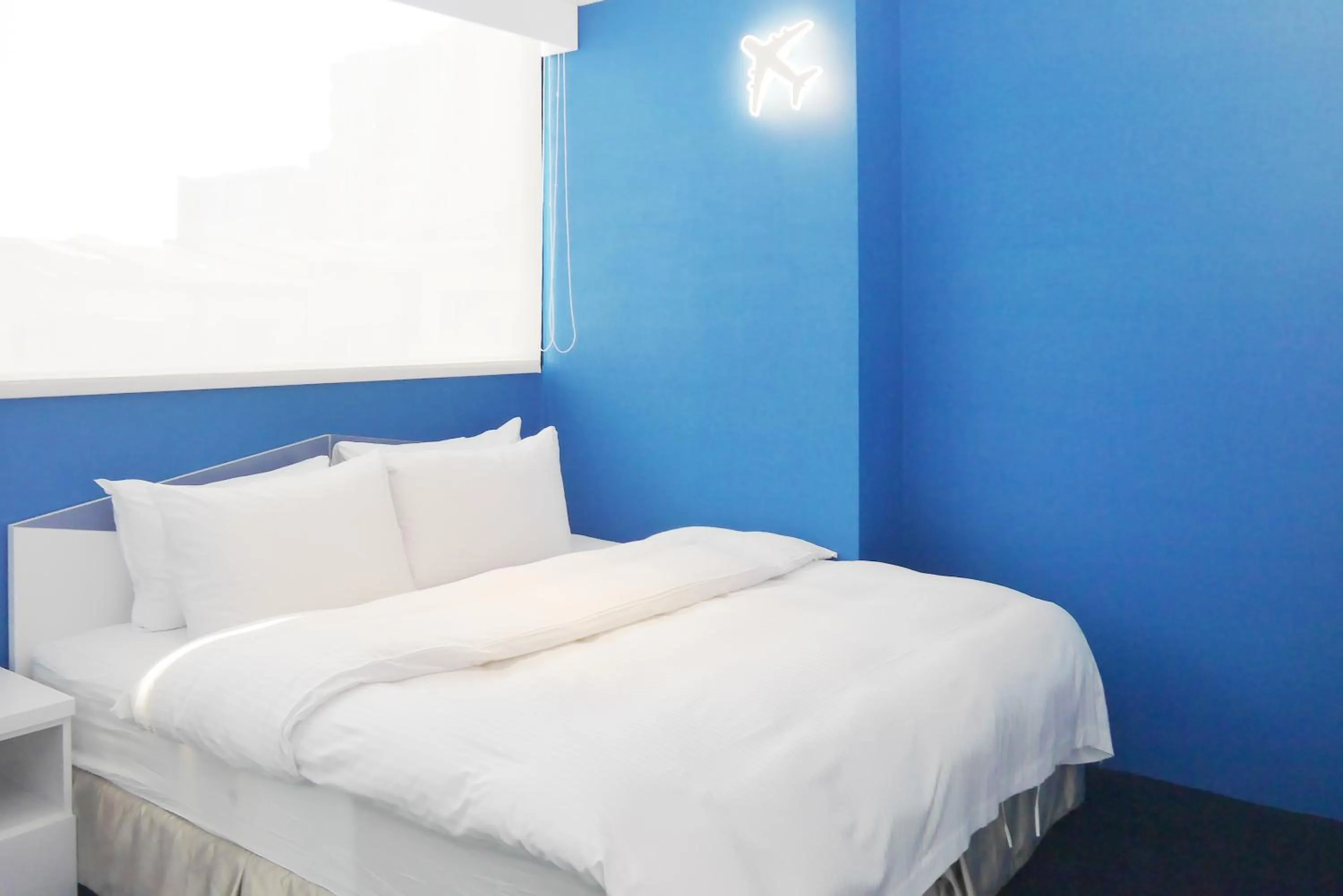 Bed in Time Flyer Hotel