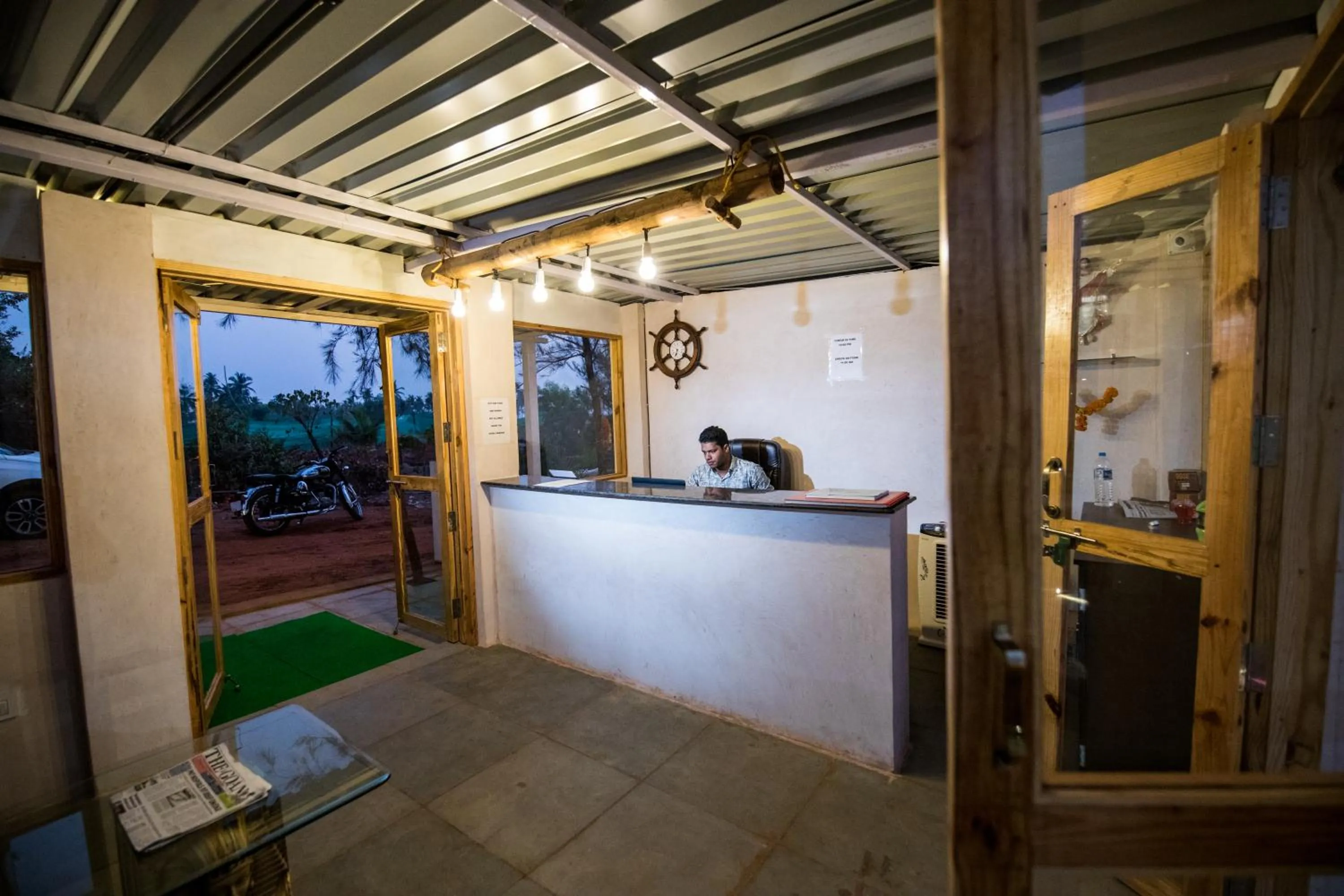 Lobby or reception in Treebo Lands End Beach Resort Morjim