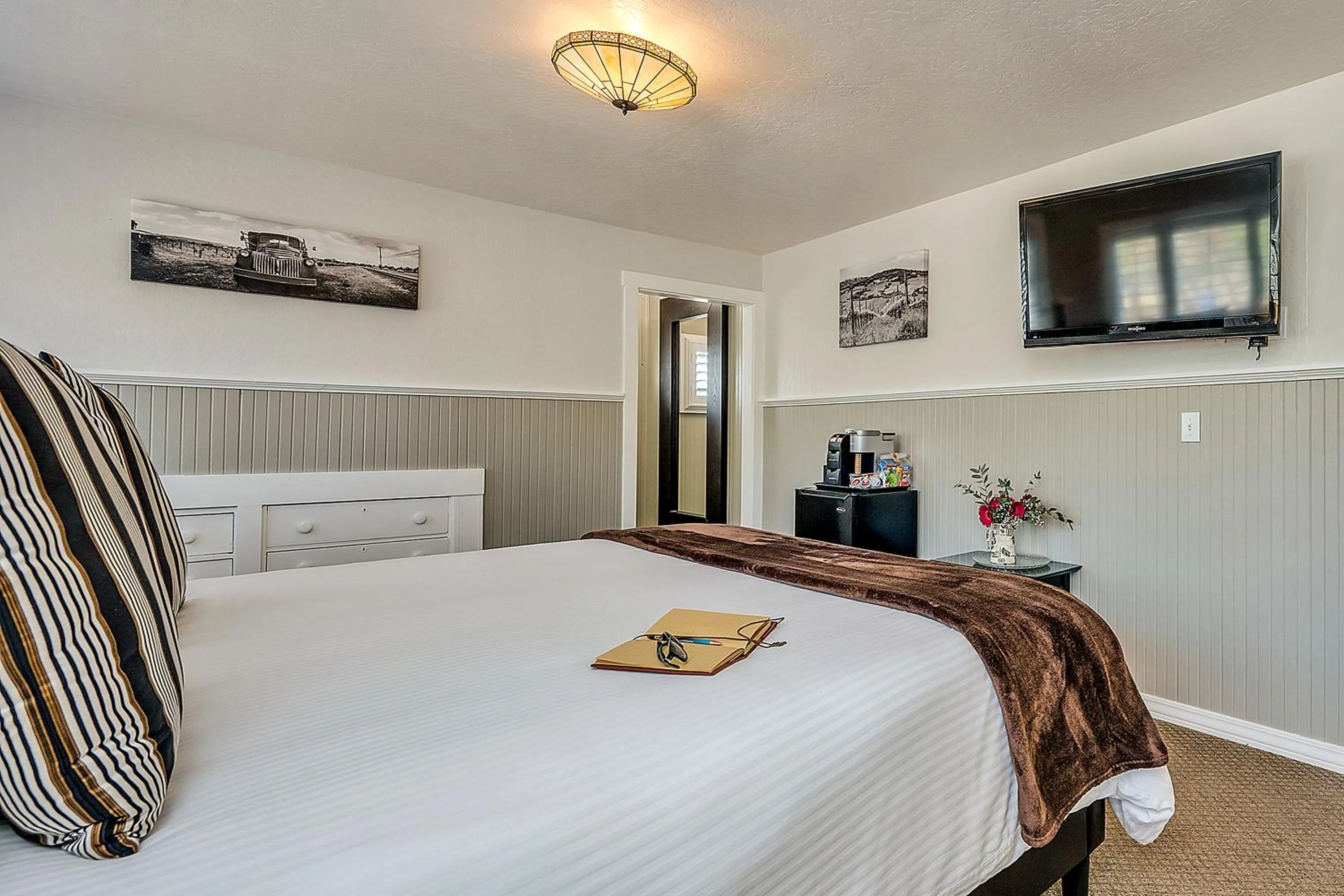 Bed in Craftsman Inn