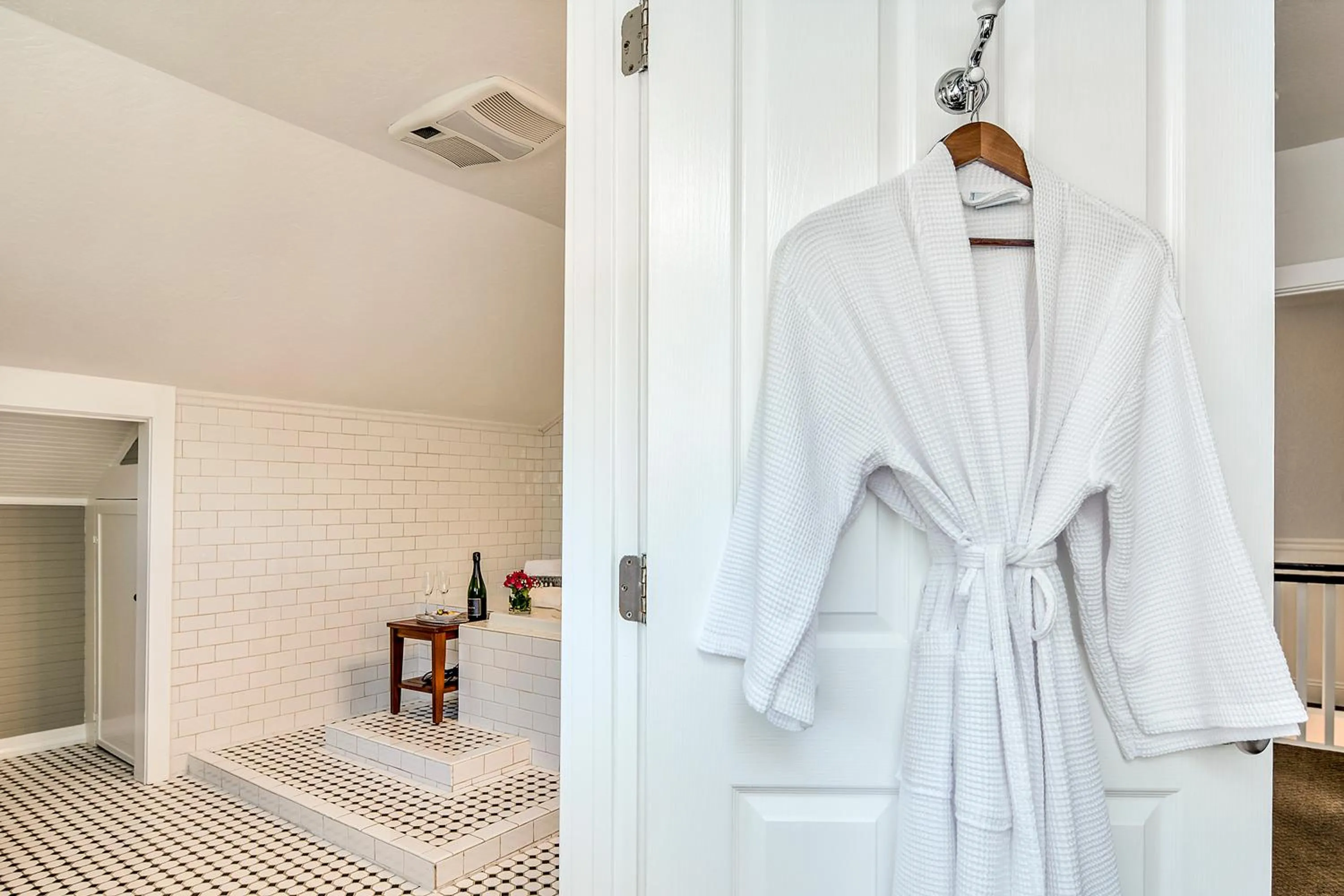 Shower in Craftsman Inn