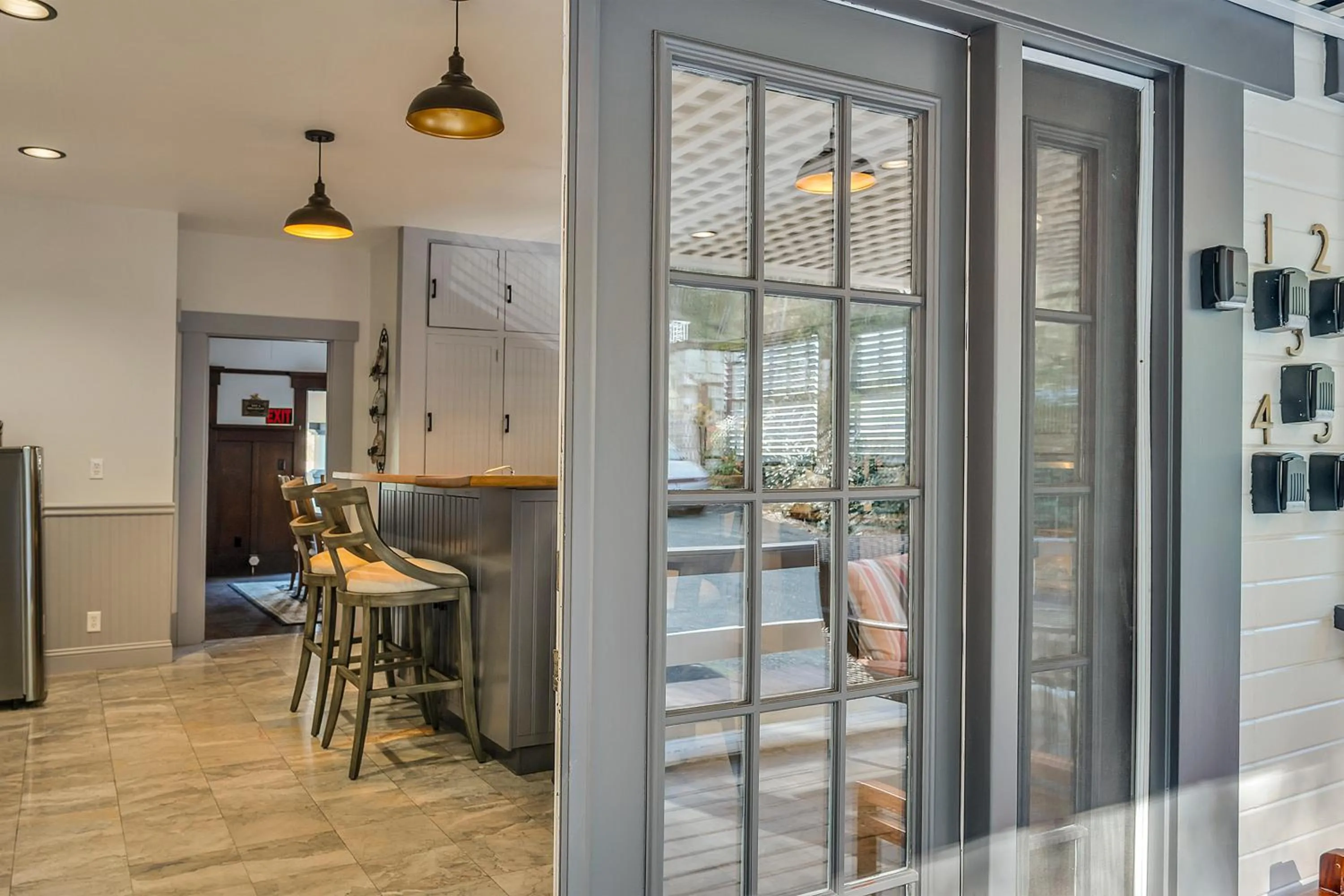 Facade/entrance in Craftsman Inn