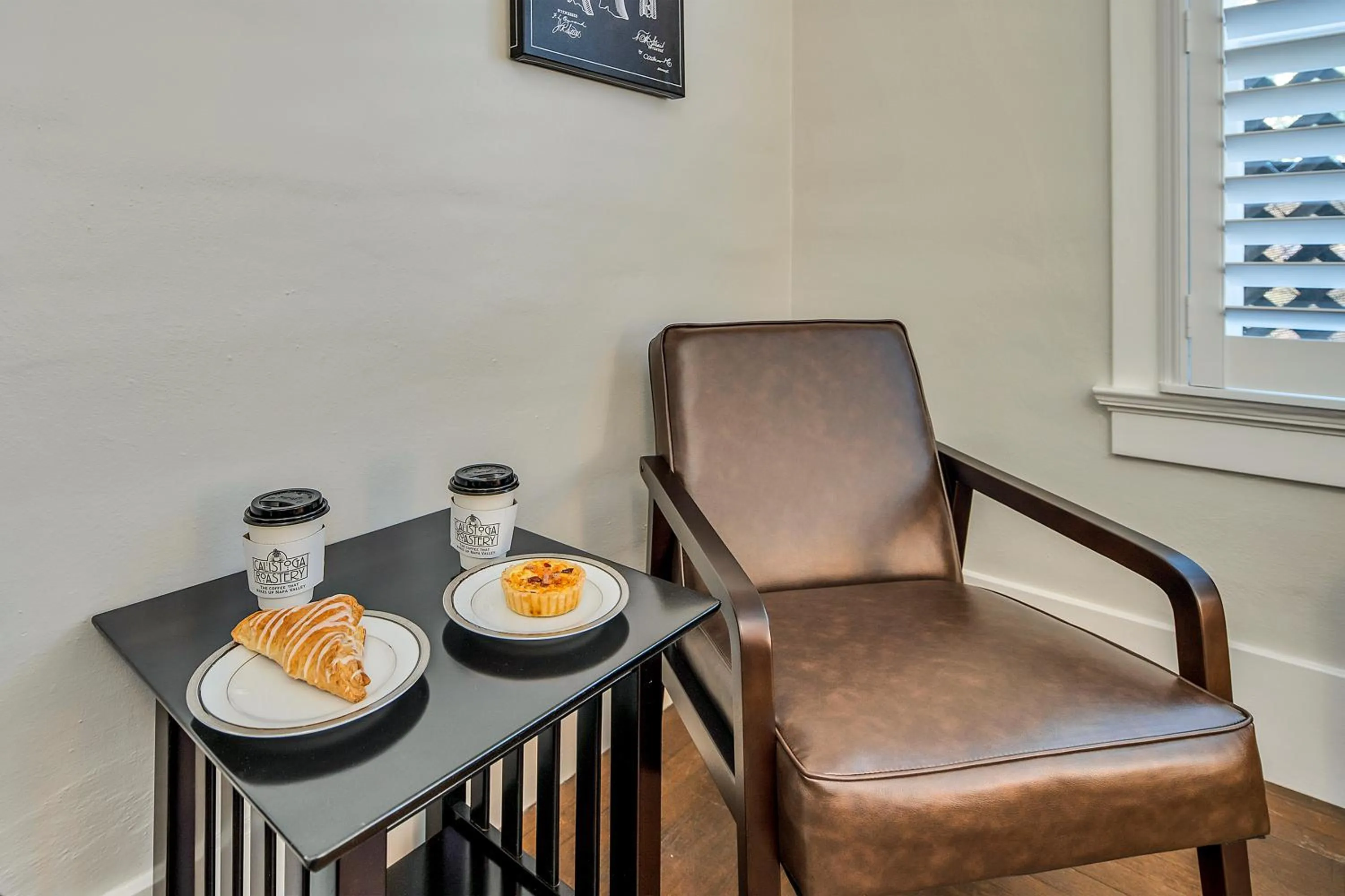 Seating area in Craftsman Inn