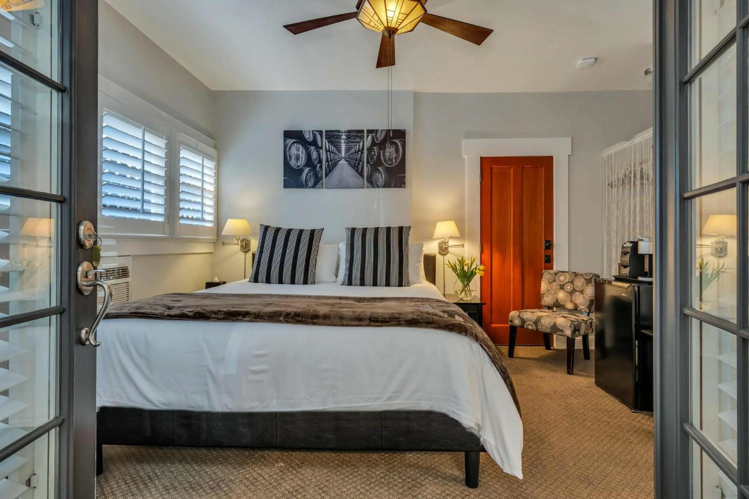 Bedroom, Bed in Craftsman Inn