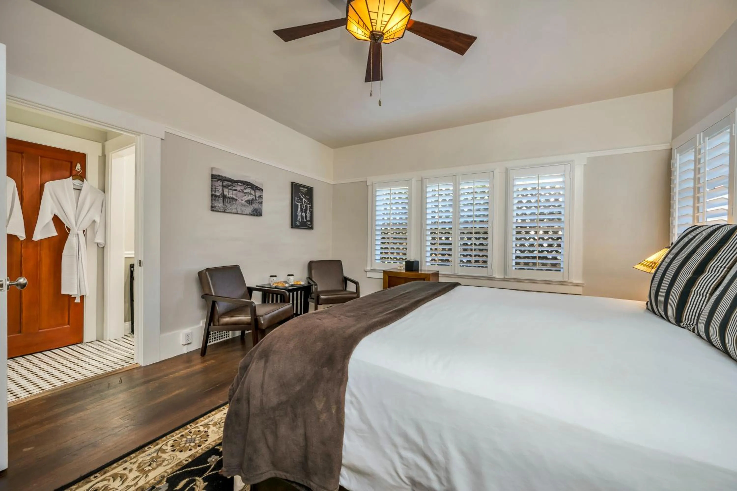 Bed in Craftsman Inn