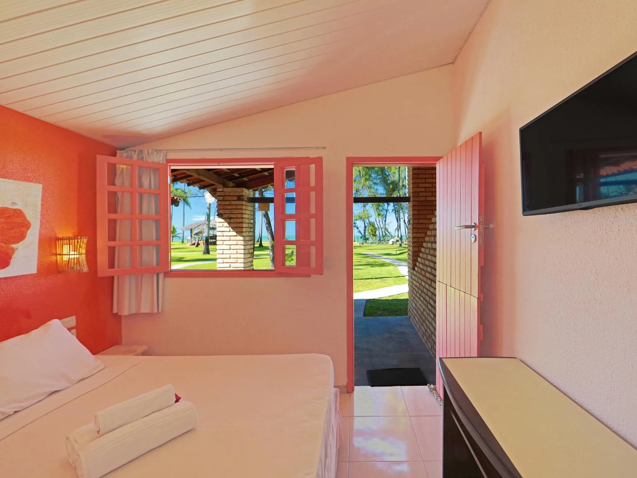 Bedroom, Bed in Pousada Xalés de Maracaípe