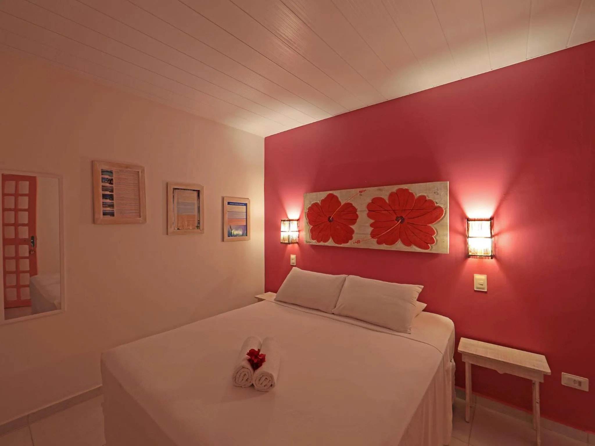 Bedroom, Bed in Pousada Xalés de Maracaípe