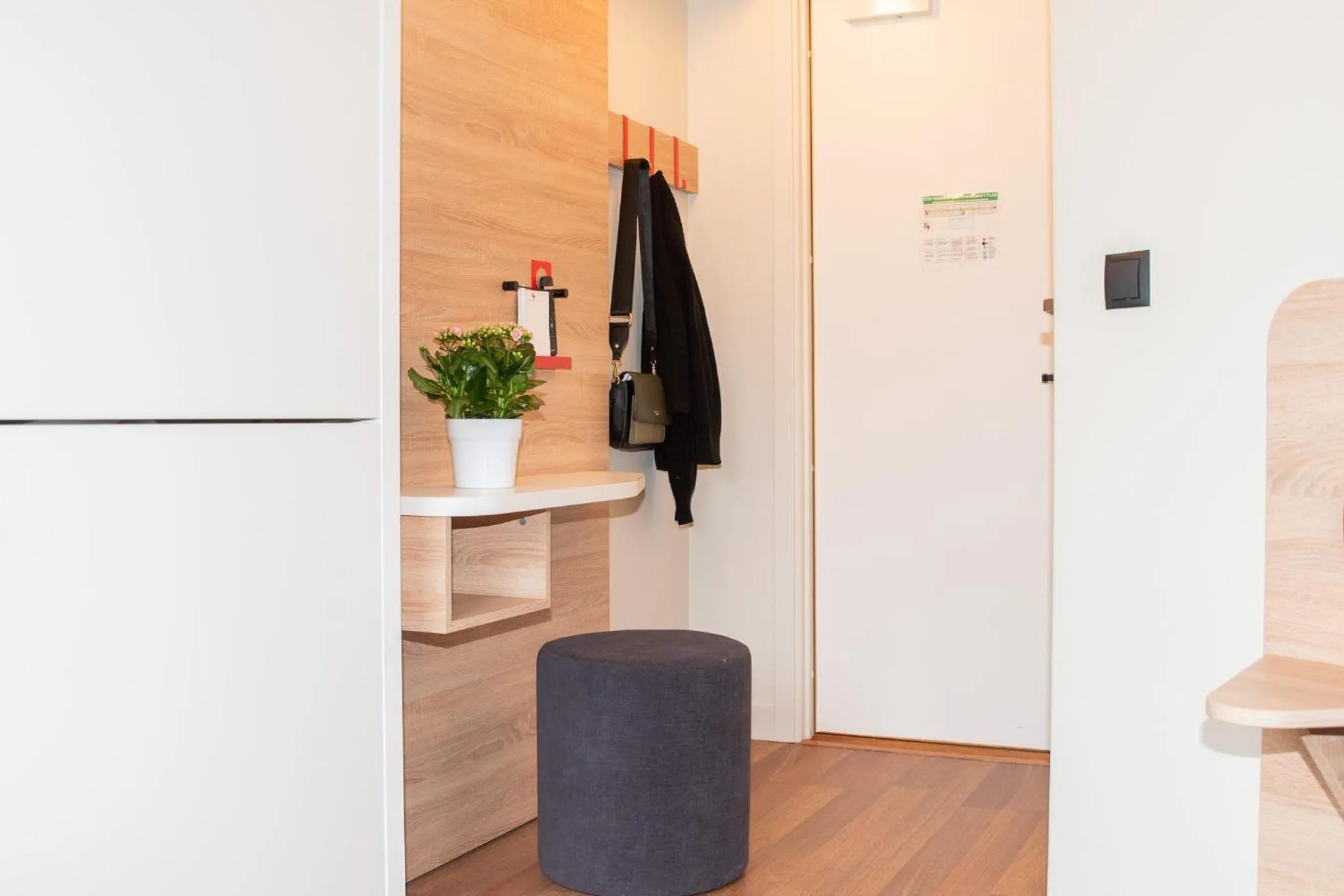 wardrobe in Good Morning Jönköping