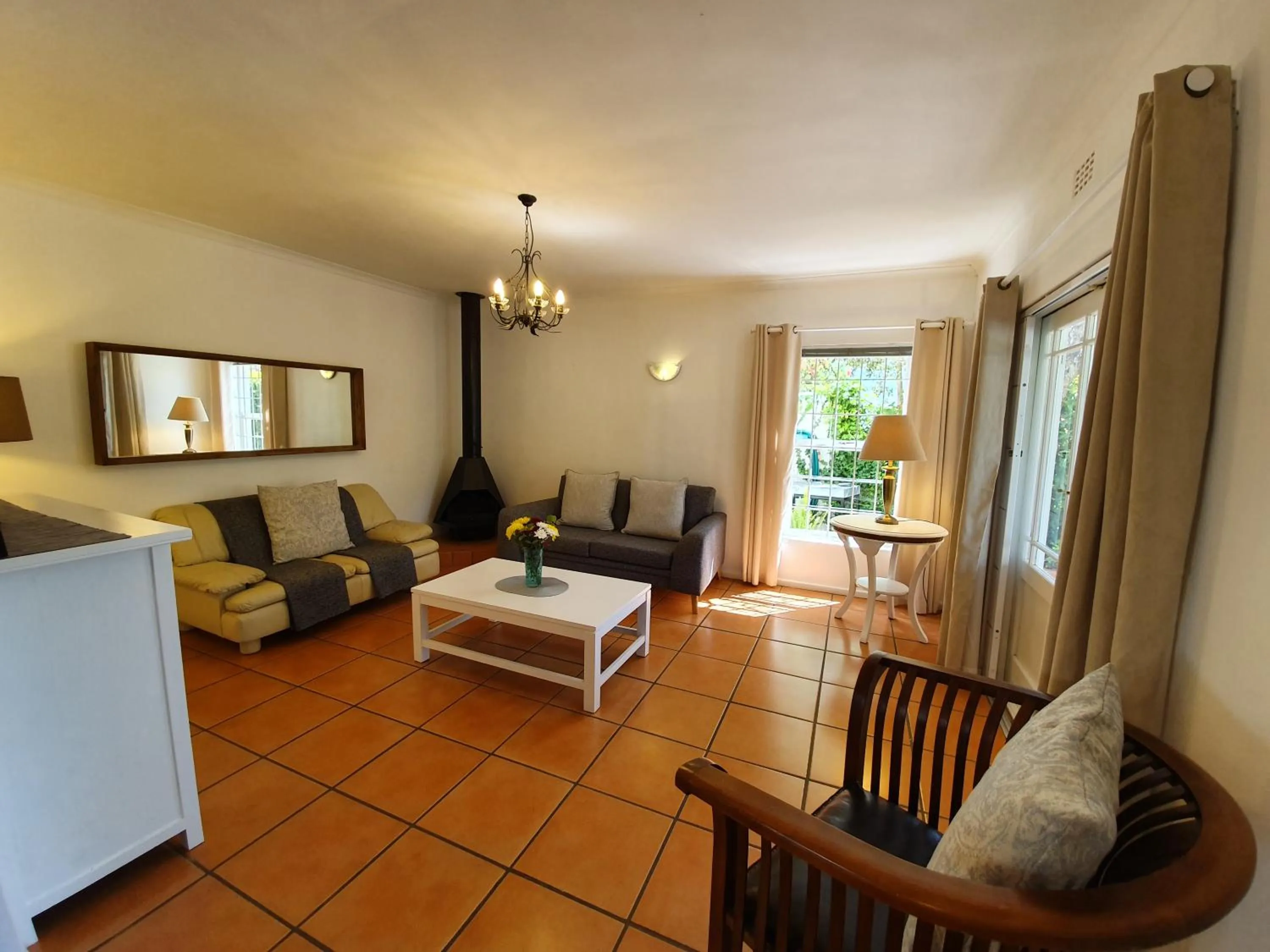 Seating area in Paradiso Guesthouse & Self-catering Cottage
