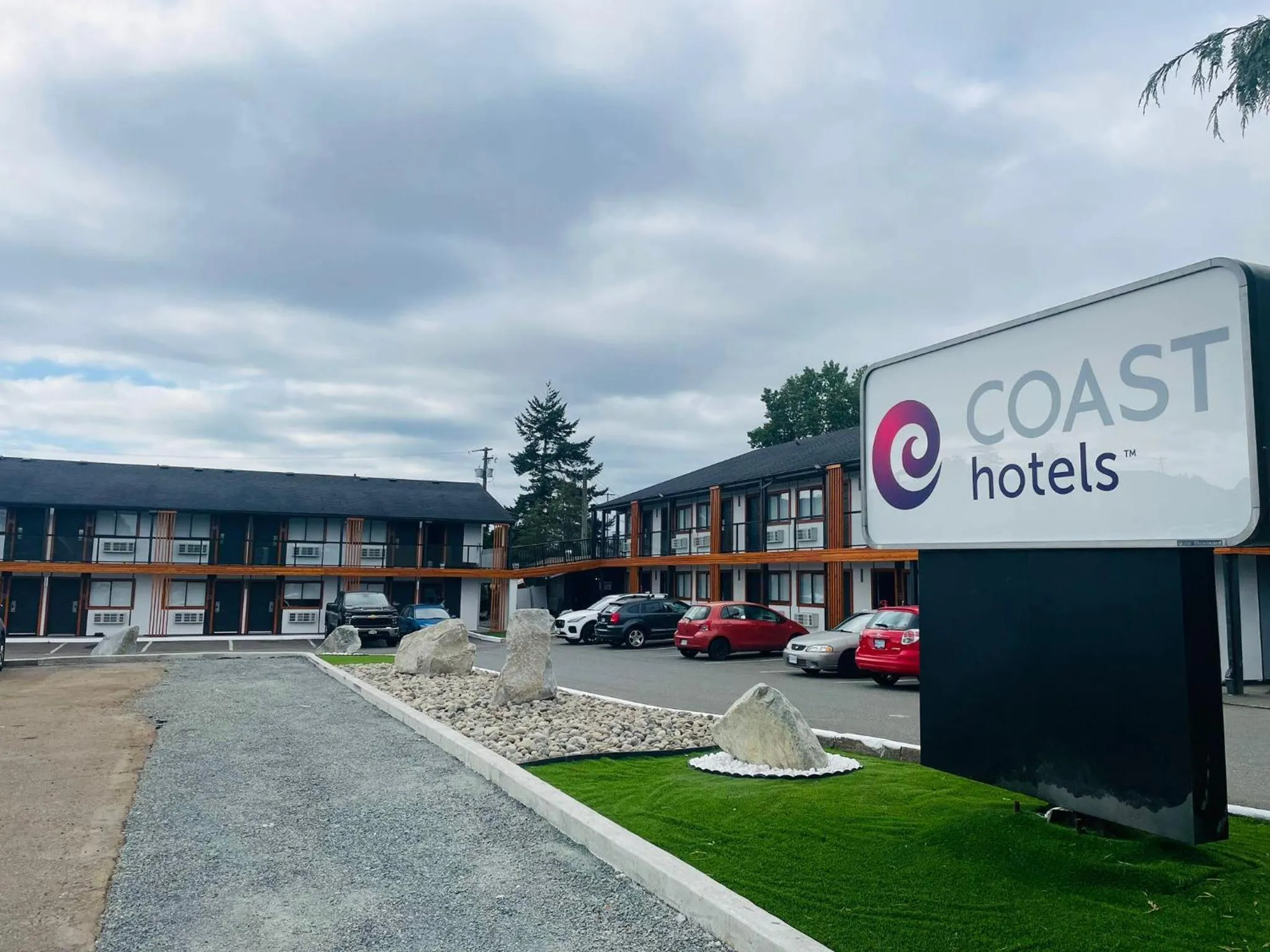 Property building in Coast Courtenay Hotel