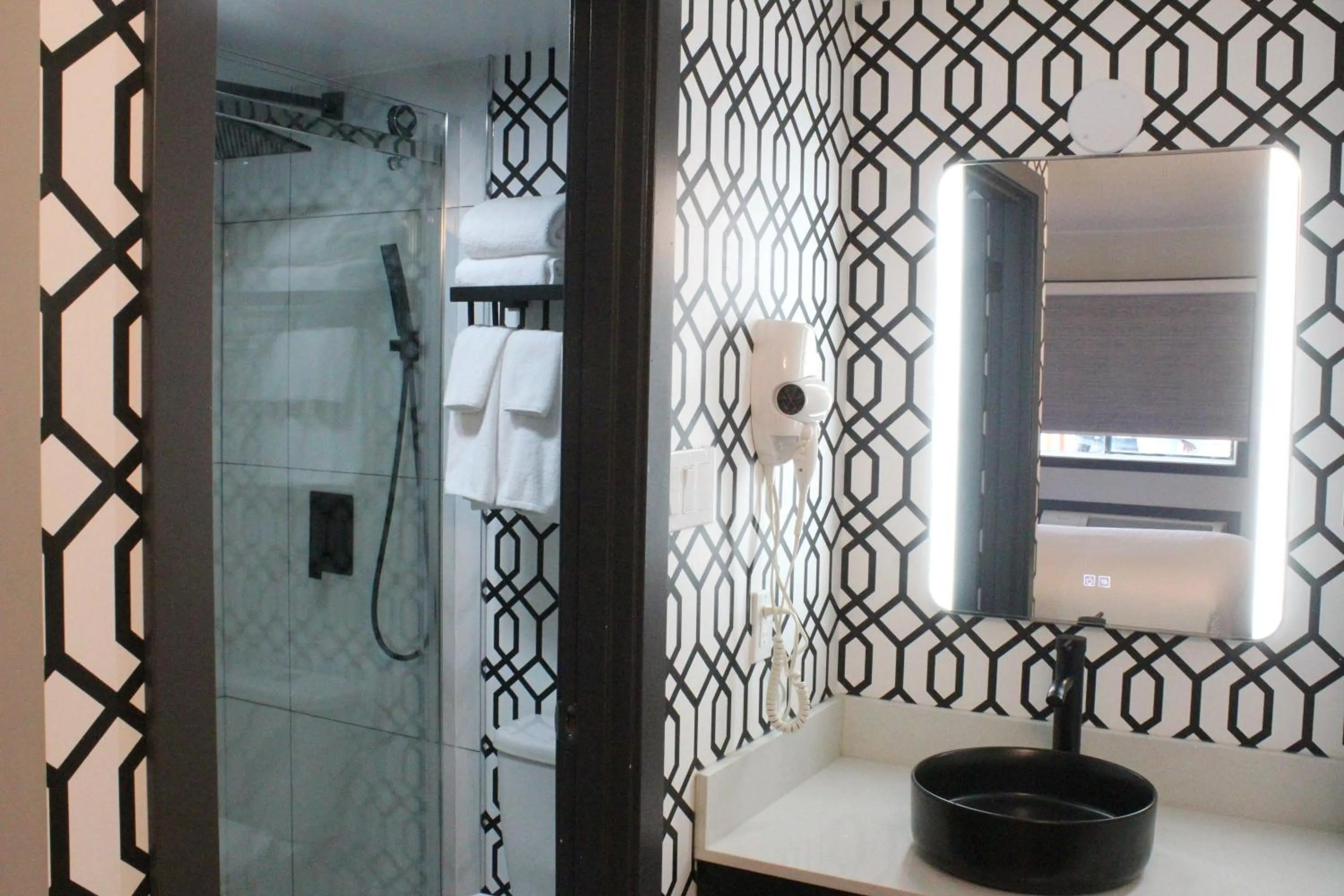 Bathroom in Coast Courtenay Hotel