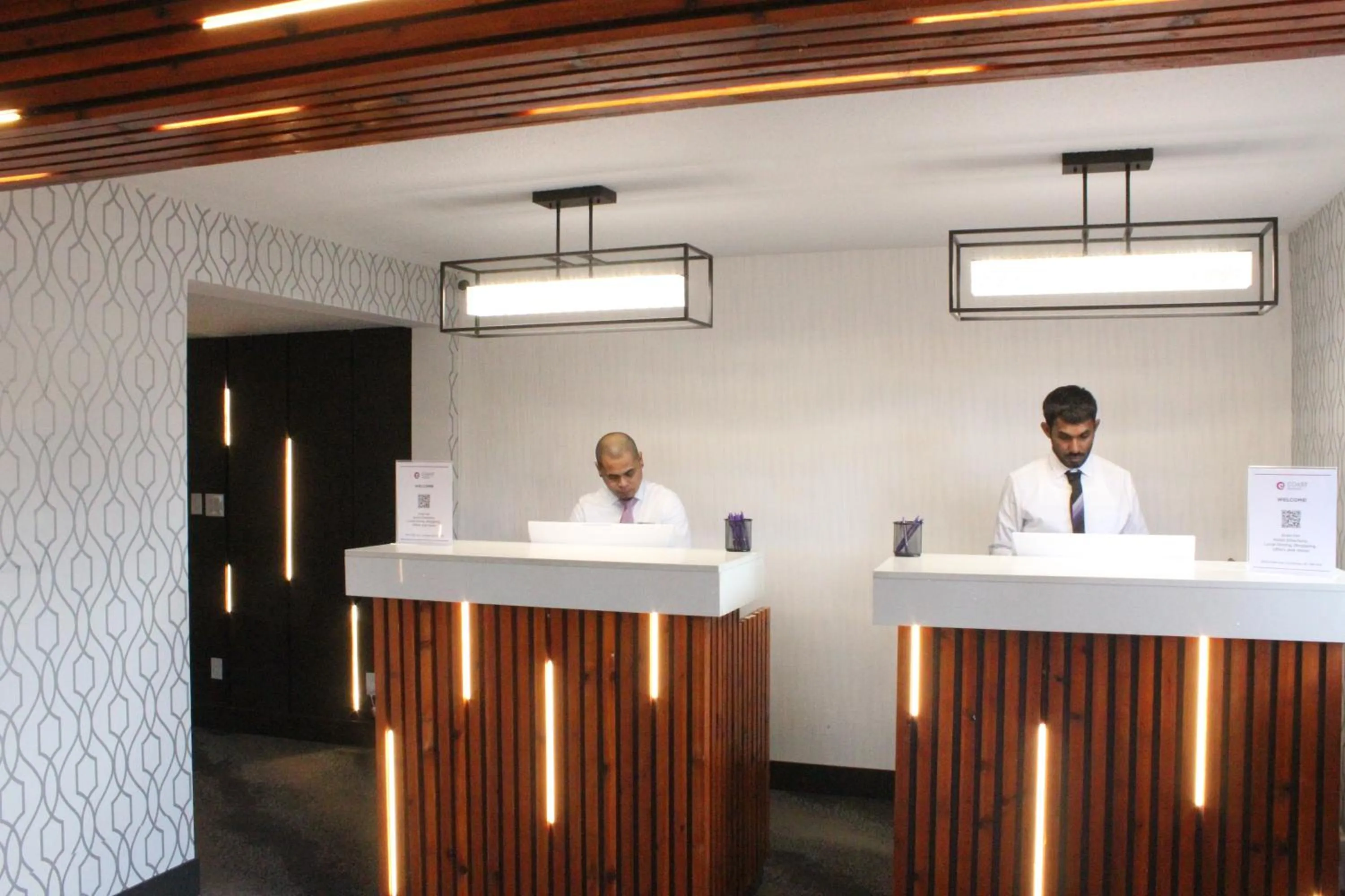 Lobby or reception in Travelodge by Wyndham Courtenay BC