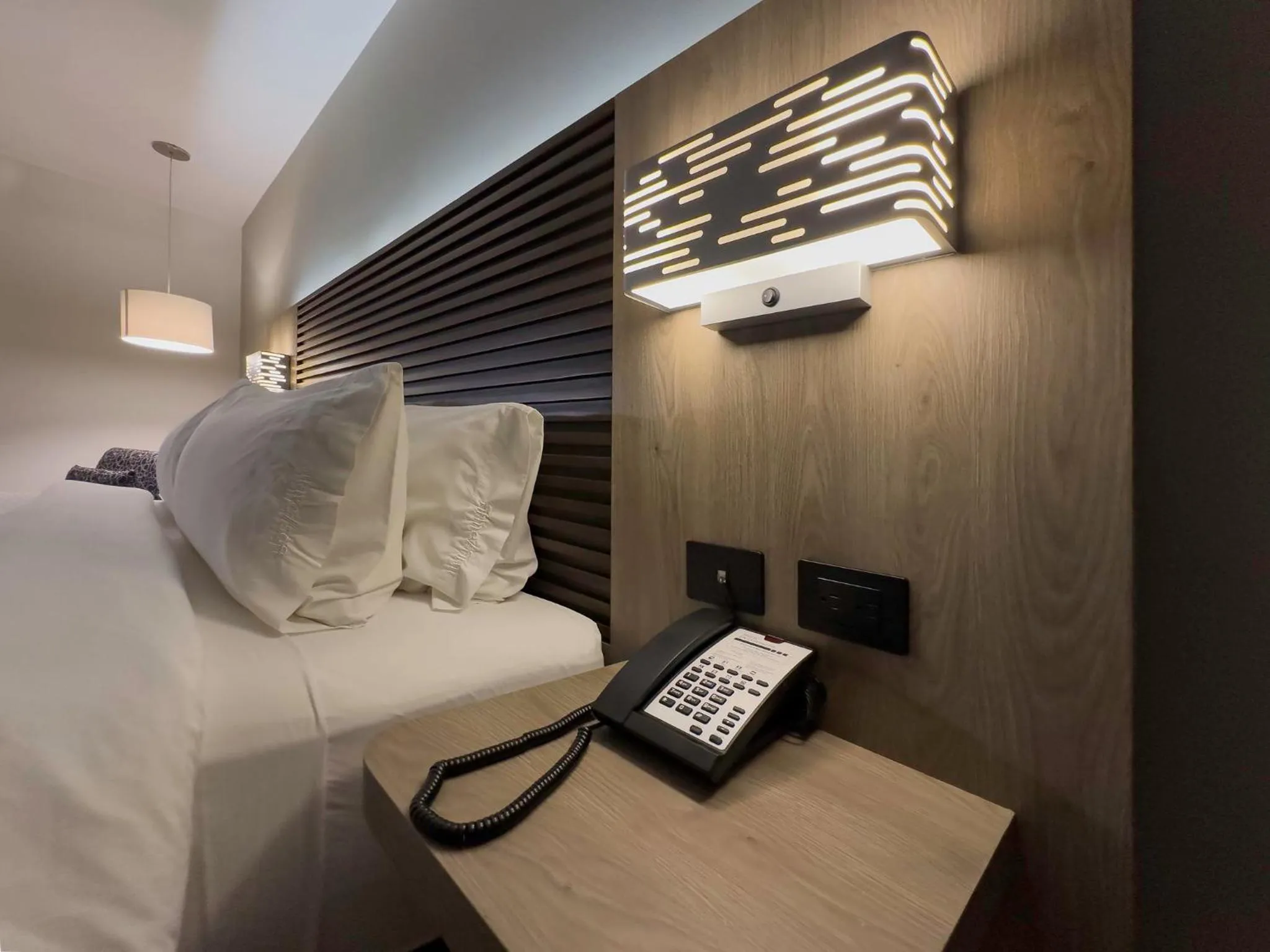 Photo of the whole room, Bed in Holiday Inn Express Mérida by IHG