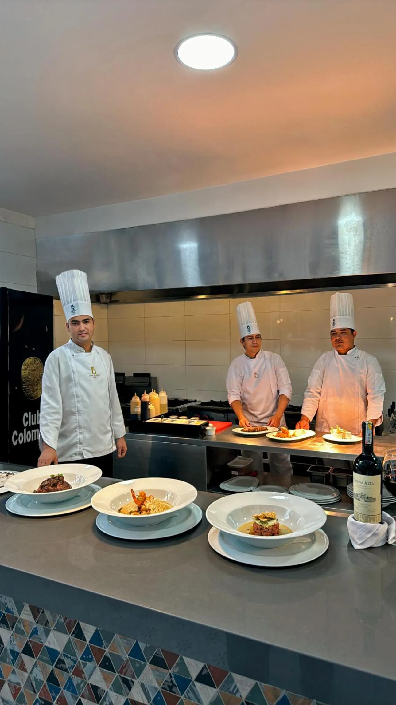 Restaurant/places to eat in Hotel Dann Carlton Medellín