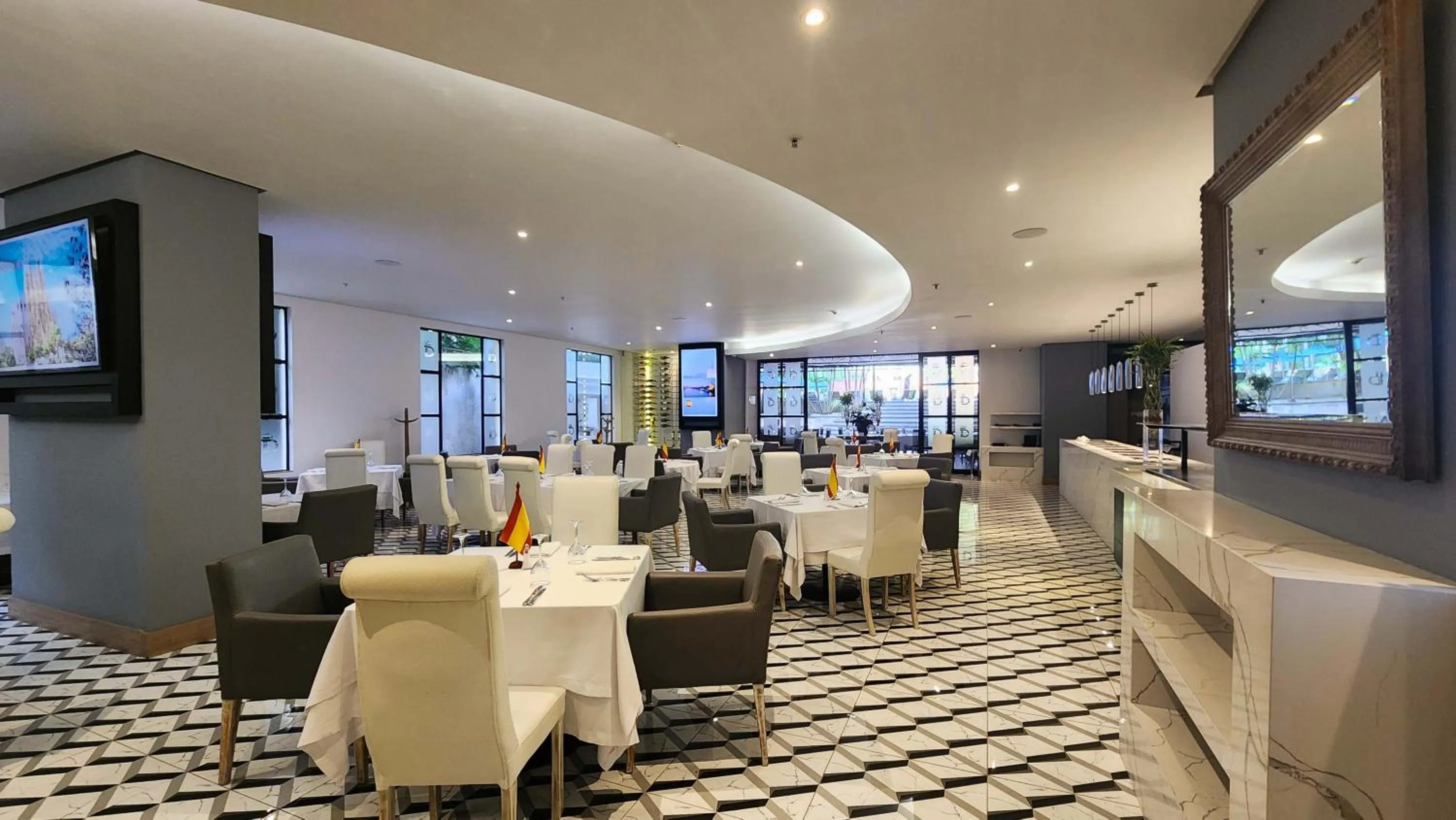 Restaurant/places to eat in Hotel Dann Carlton Medellín