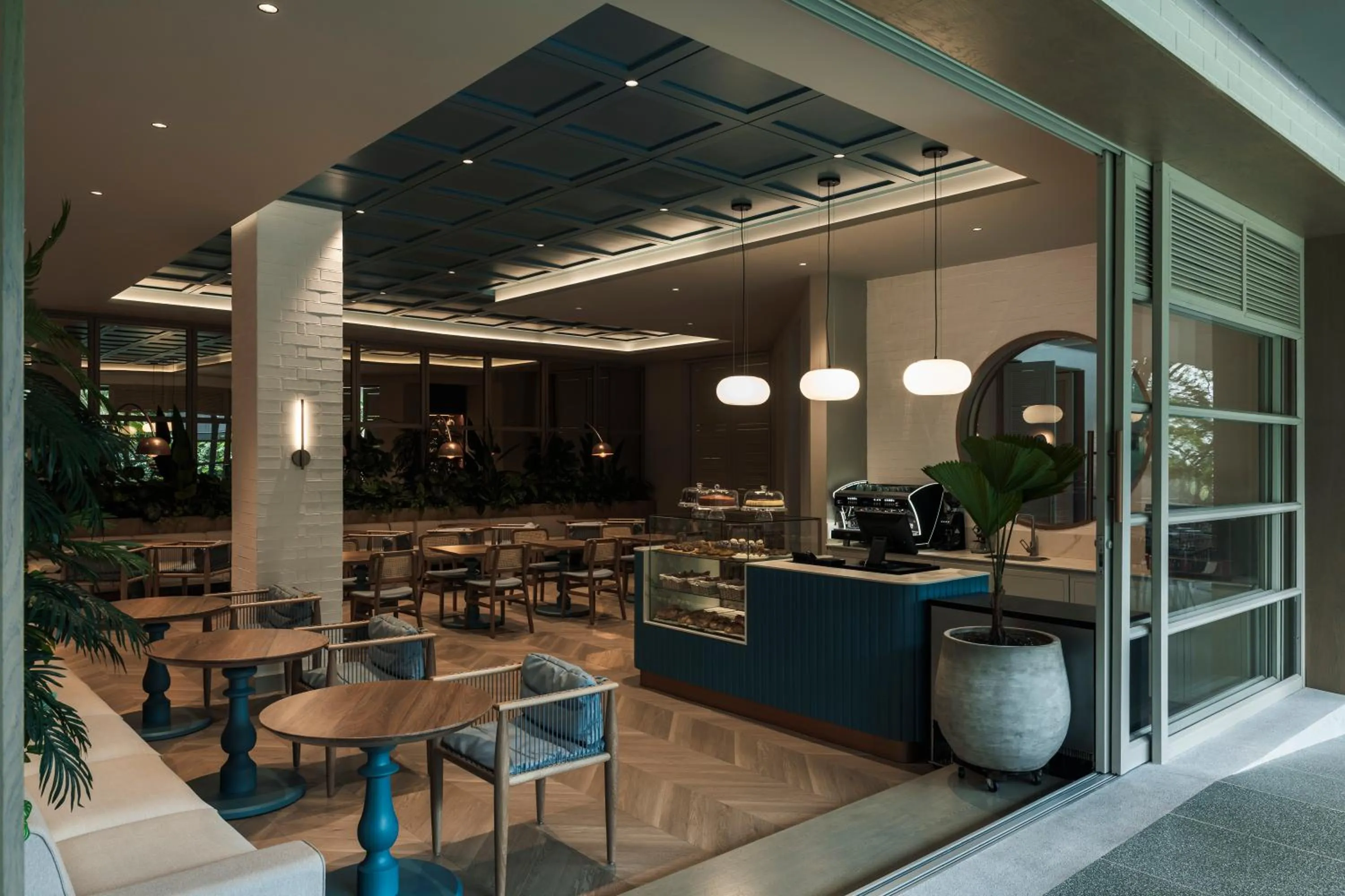 Seating area in Hotel Poblado Plaza