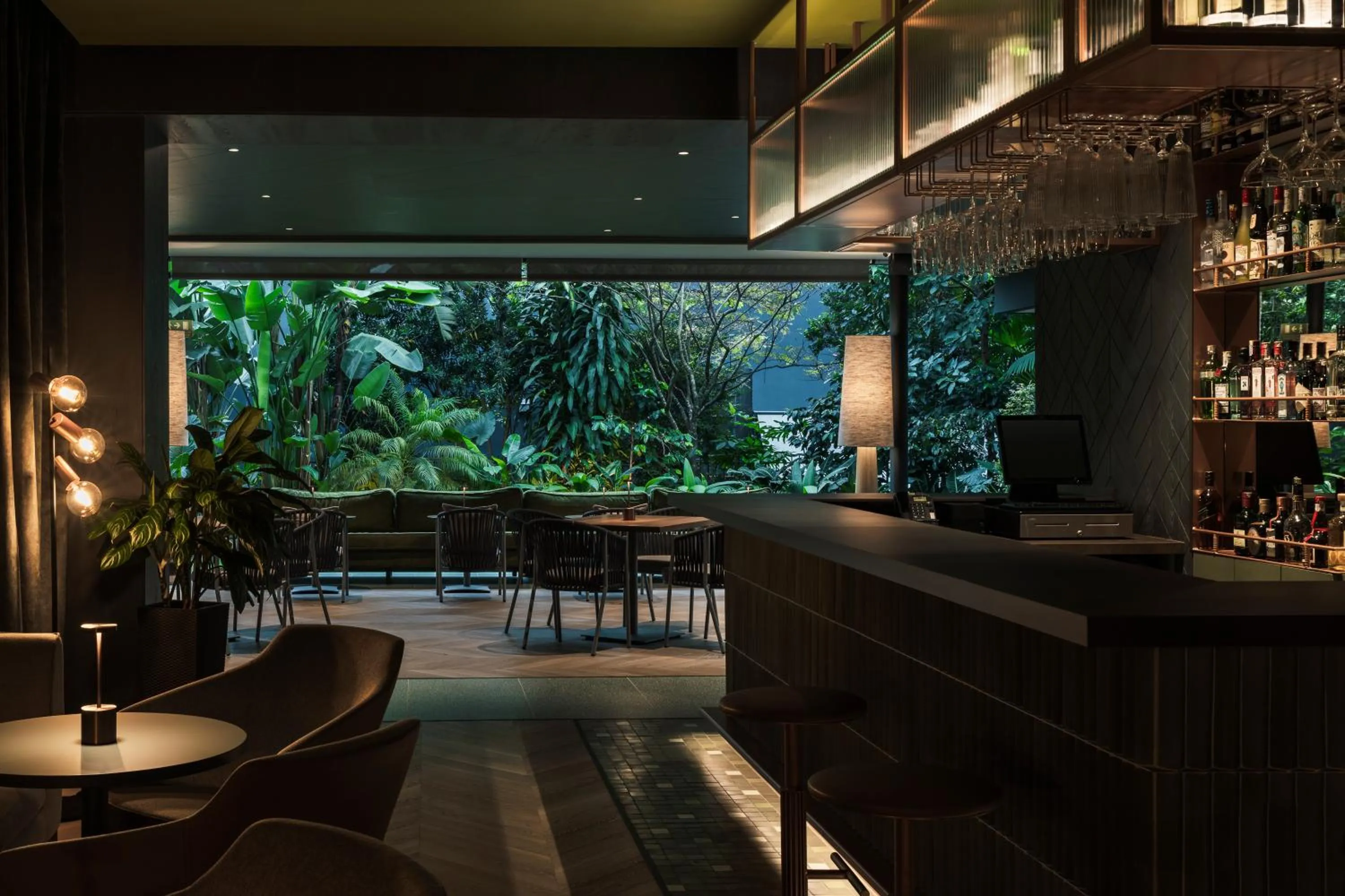 Restaurant/places to eat in Hotel Poblado Plaza