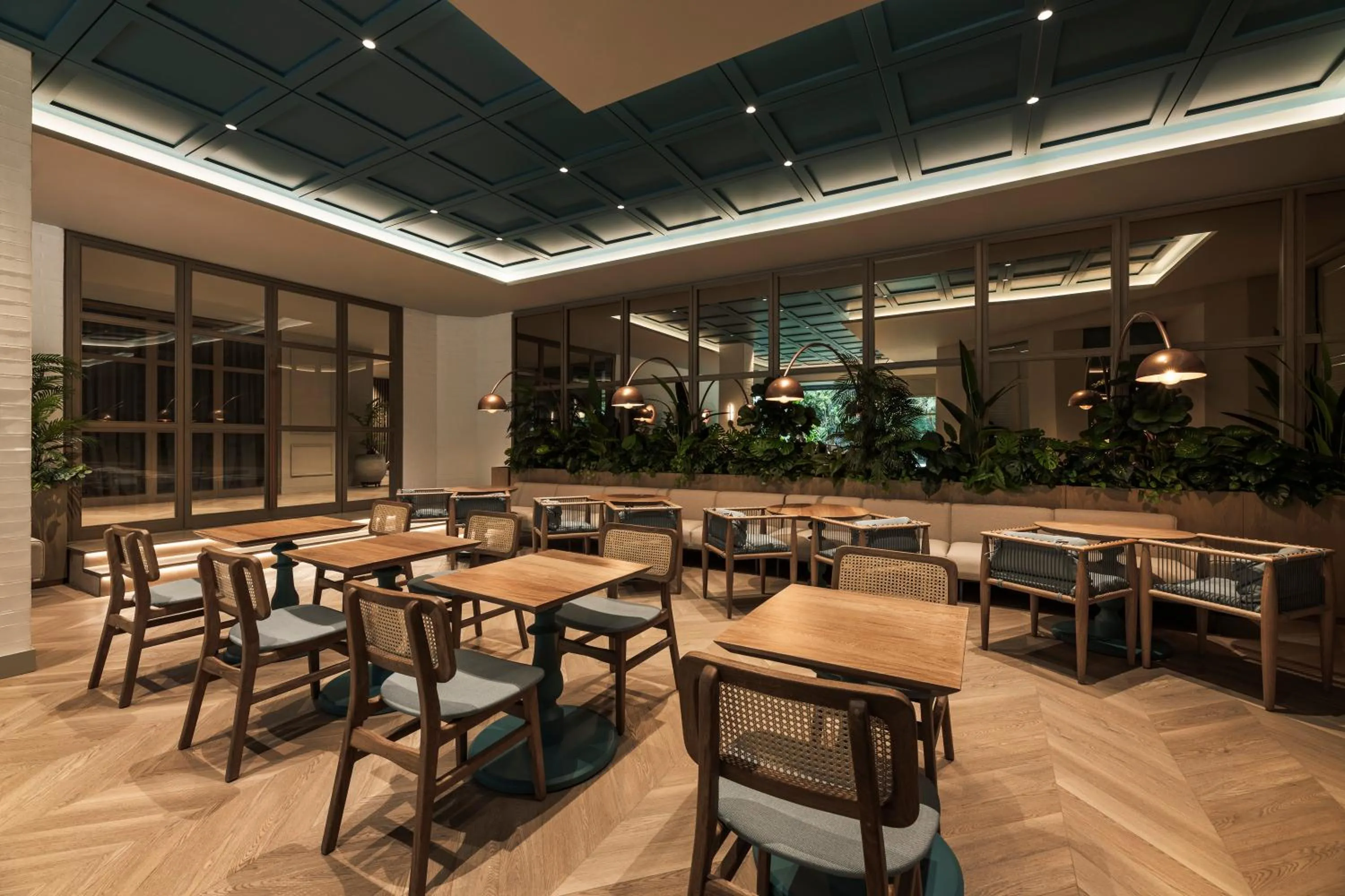 Seating area in Hotel Poblado Plaza