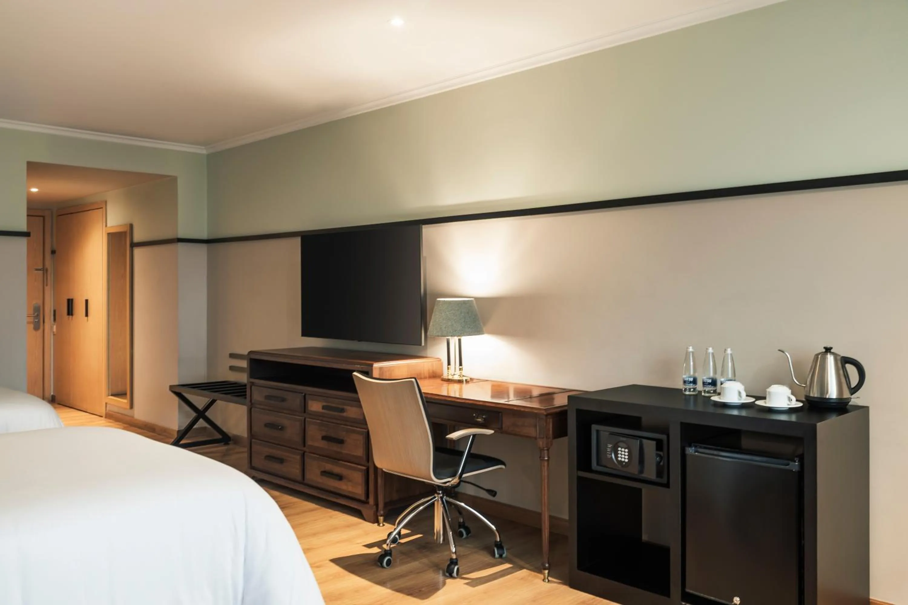 TV and multimedia, Bed in Hotel Poblado Plaza