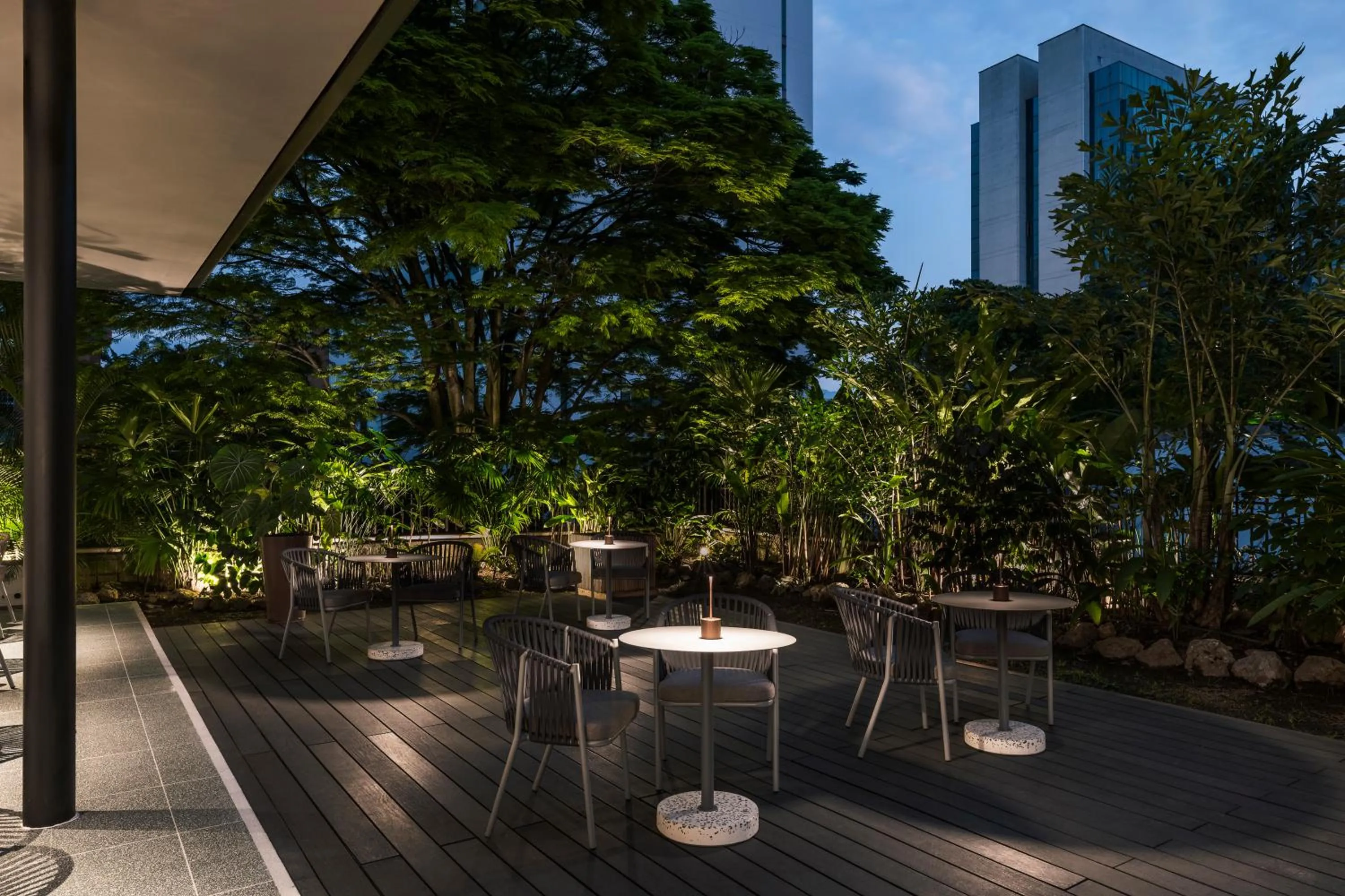 Restaurant/places to eat in Hotel Poblado Plaza