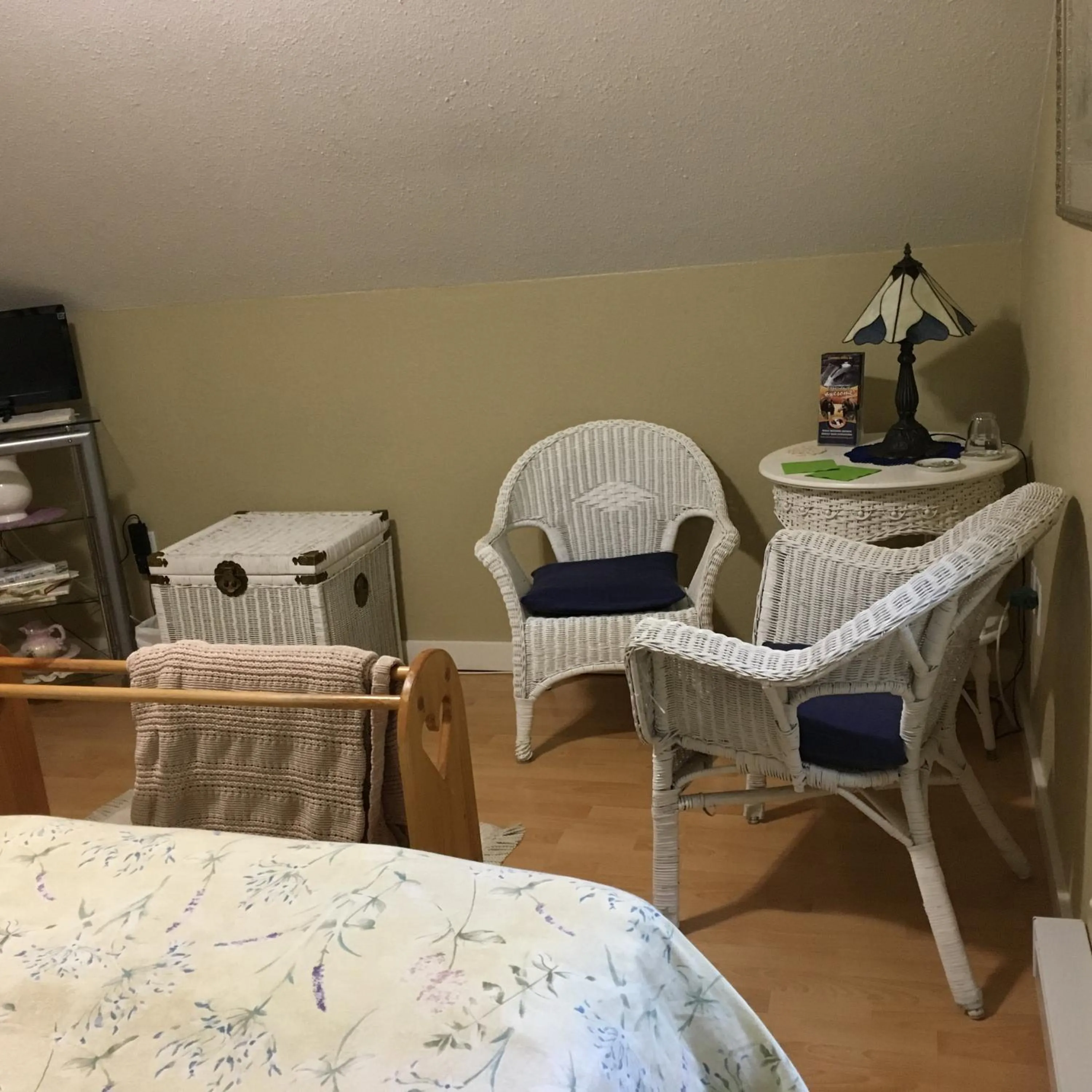 Seating area in Tea Cozy Bed & Breakfast