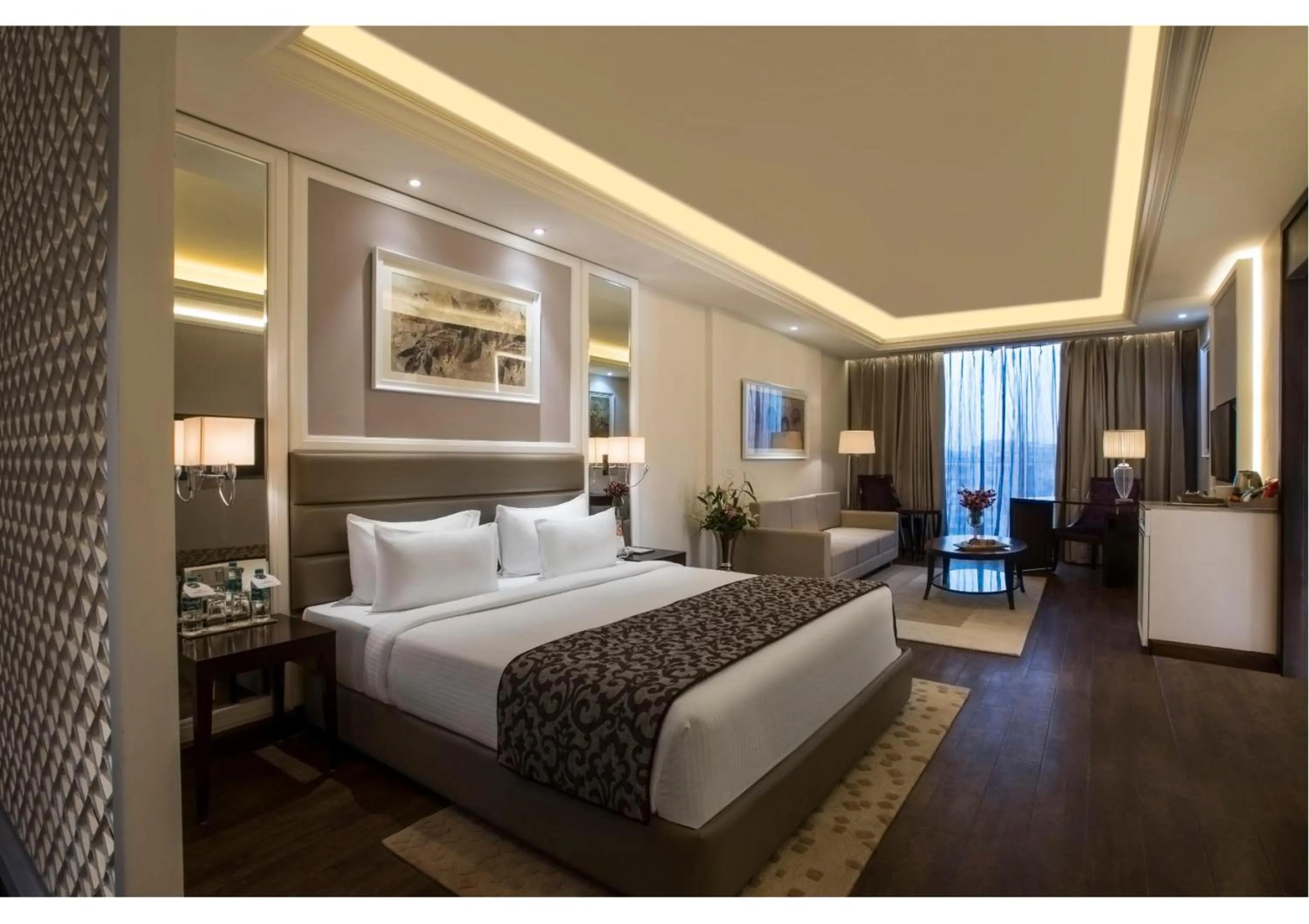 Bed in Singhania Sarovar Portico