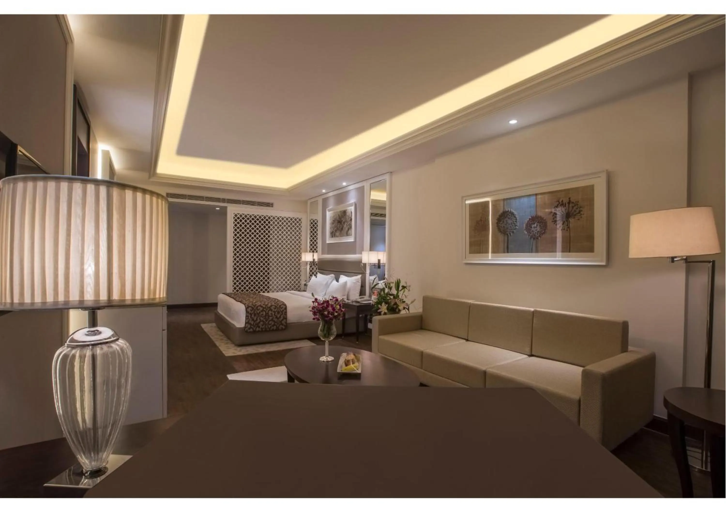 Bed in Singhania Sarovar Portico