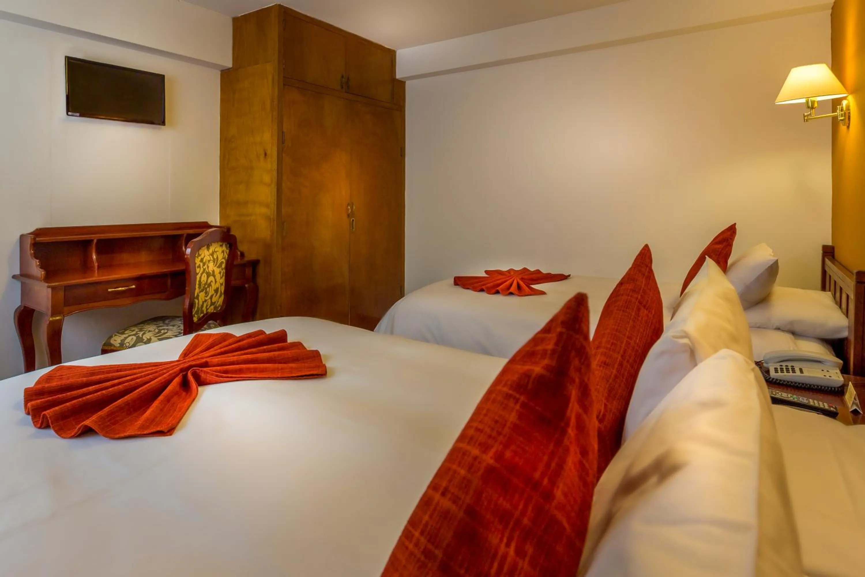 Bedroom, Bed in El Virrey Boutique