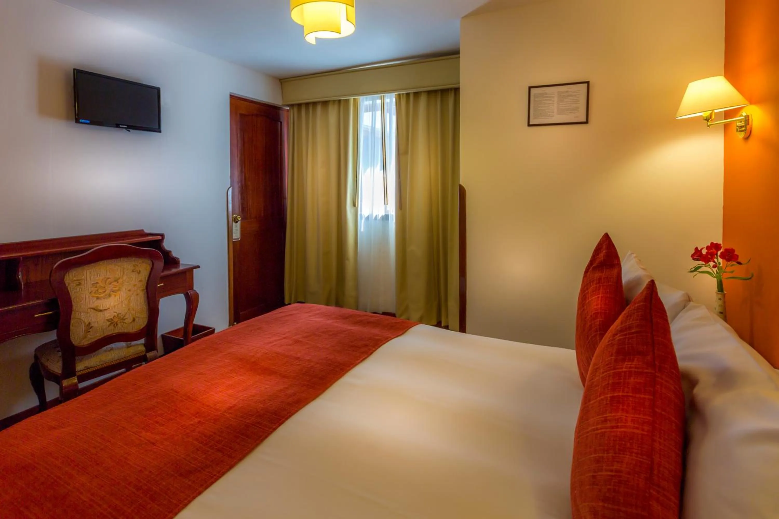 Bedroom, Bed in El Virrey Boutique